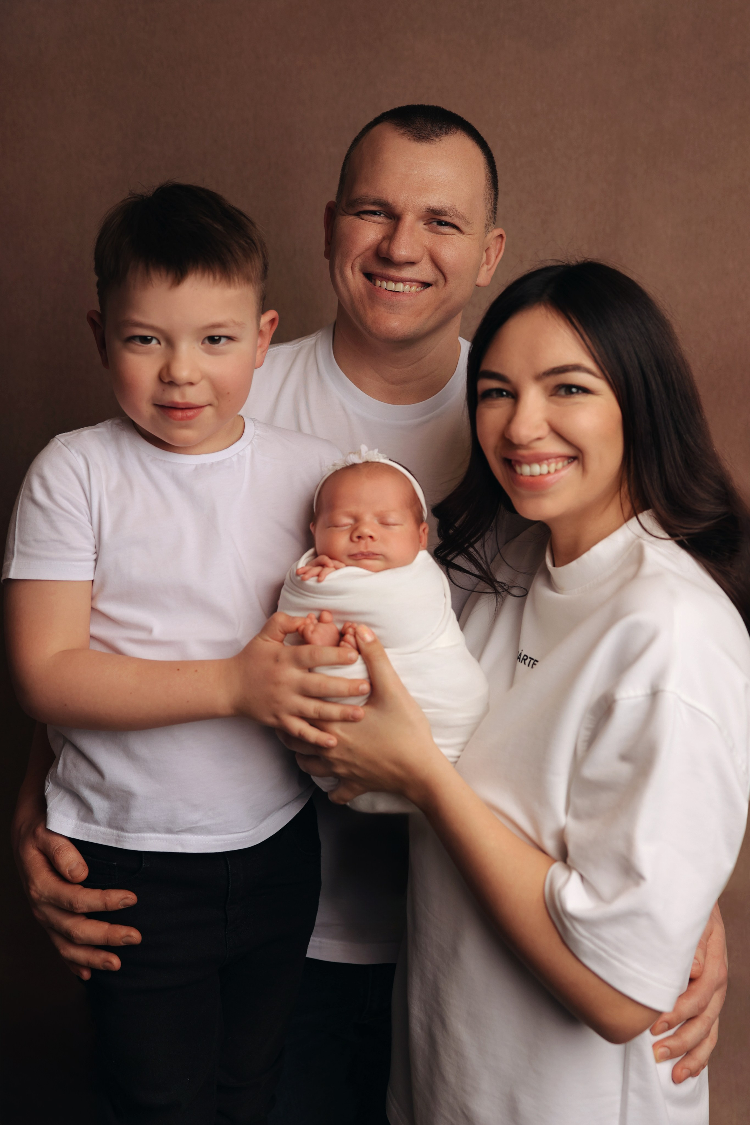 Первая фотосессия для Верочки. Фотограф Елена Зуйкова