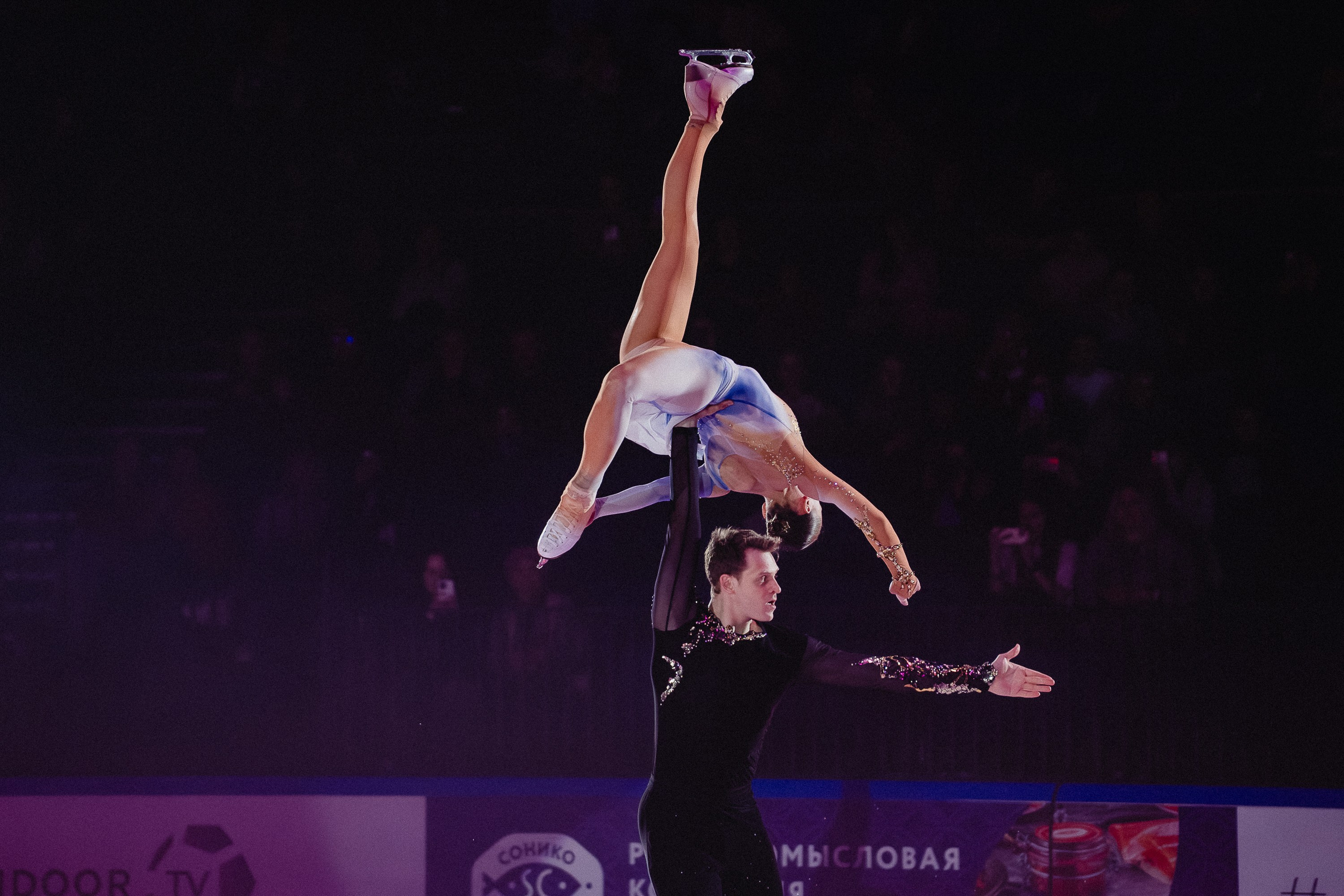 Шоу Этери Тутберидзе в Новосибирске. Воробьева Ксения — Спортивный и танцевальный фотограф Новосибирск