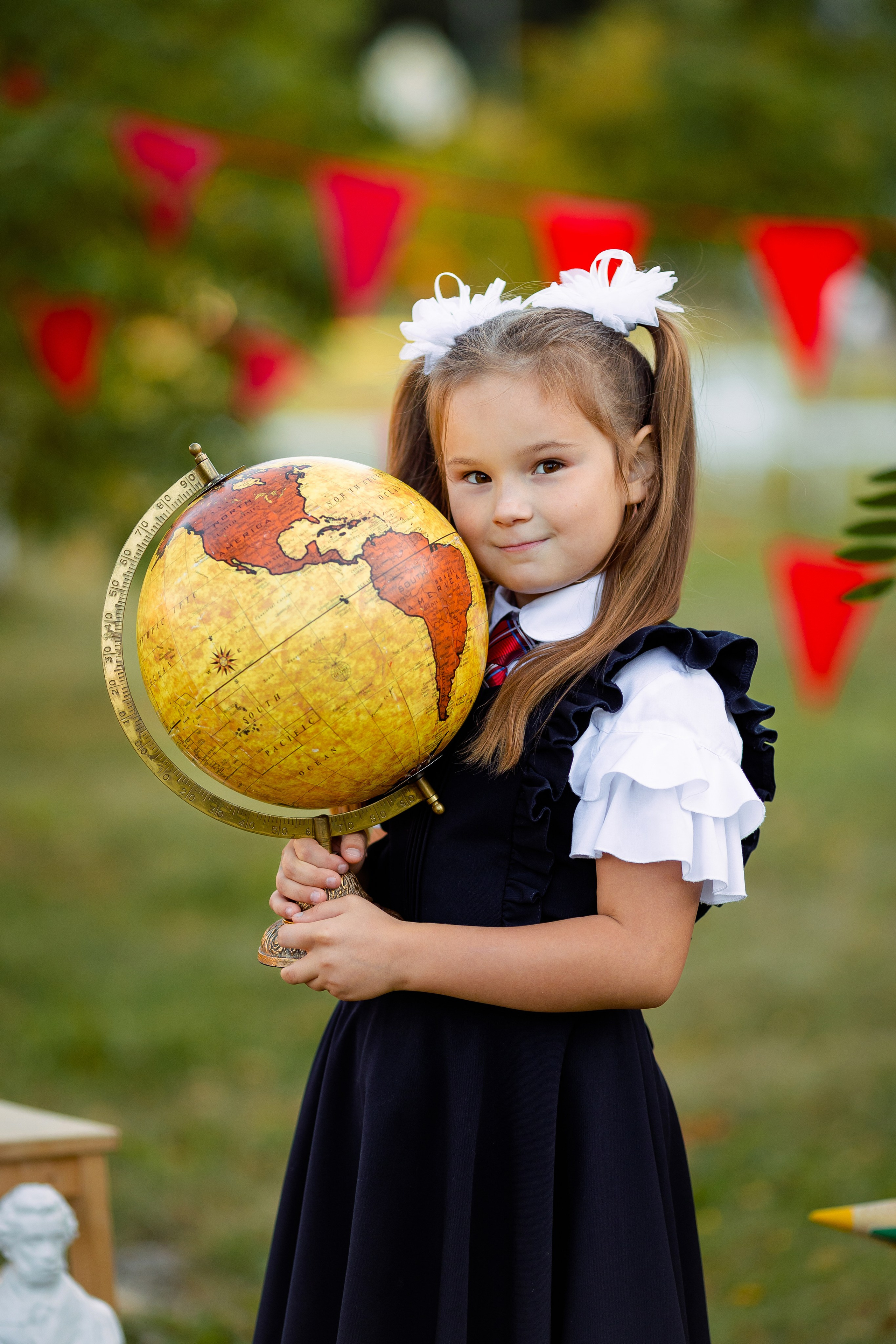 Фотопроект «Здравствуй, школа!». Фотокомпания «Алые паруса» выпускные альбомы Москва и МО