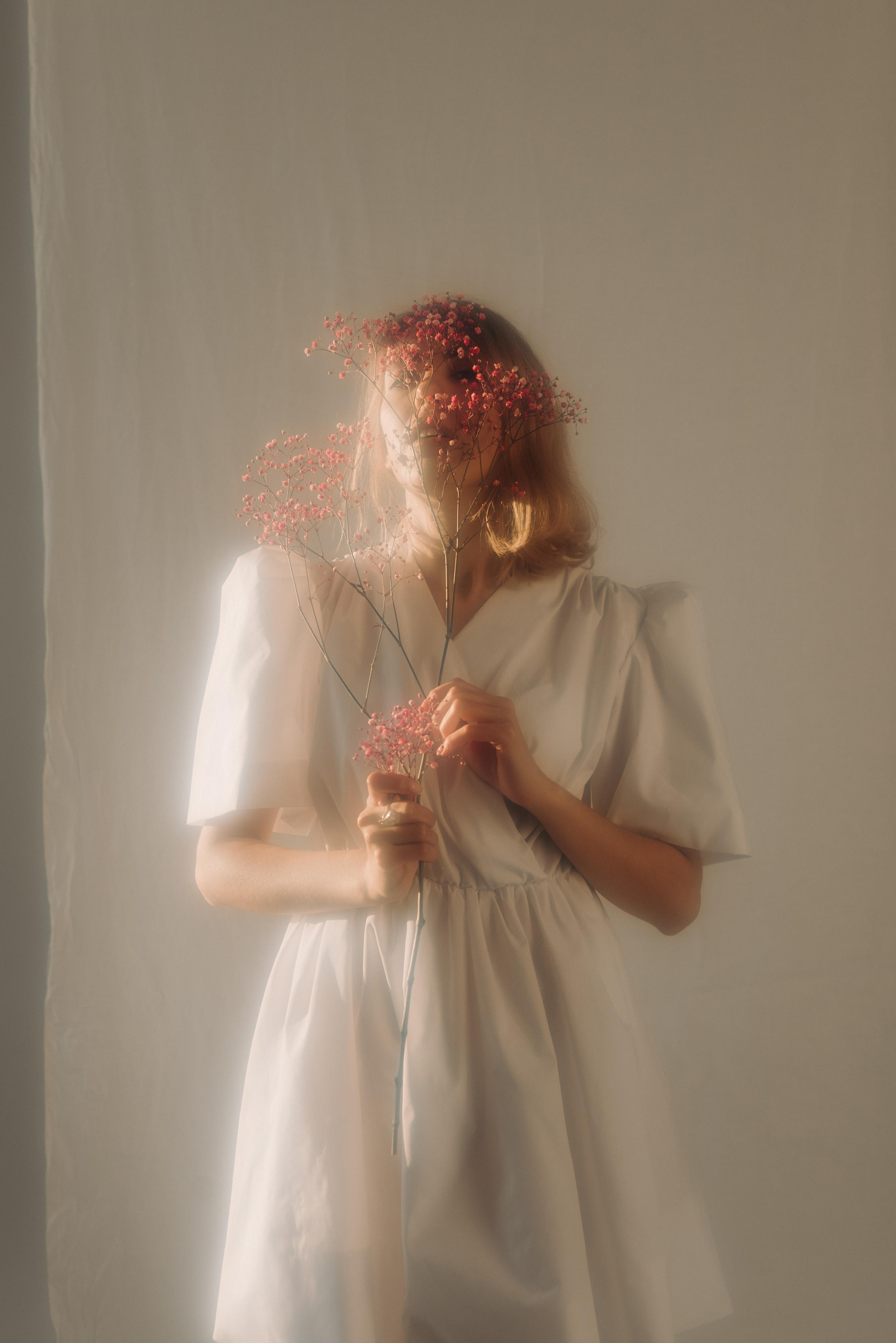 Нежный студийный портрет. Z H U R A V L E V