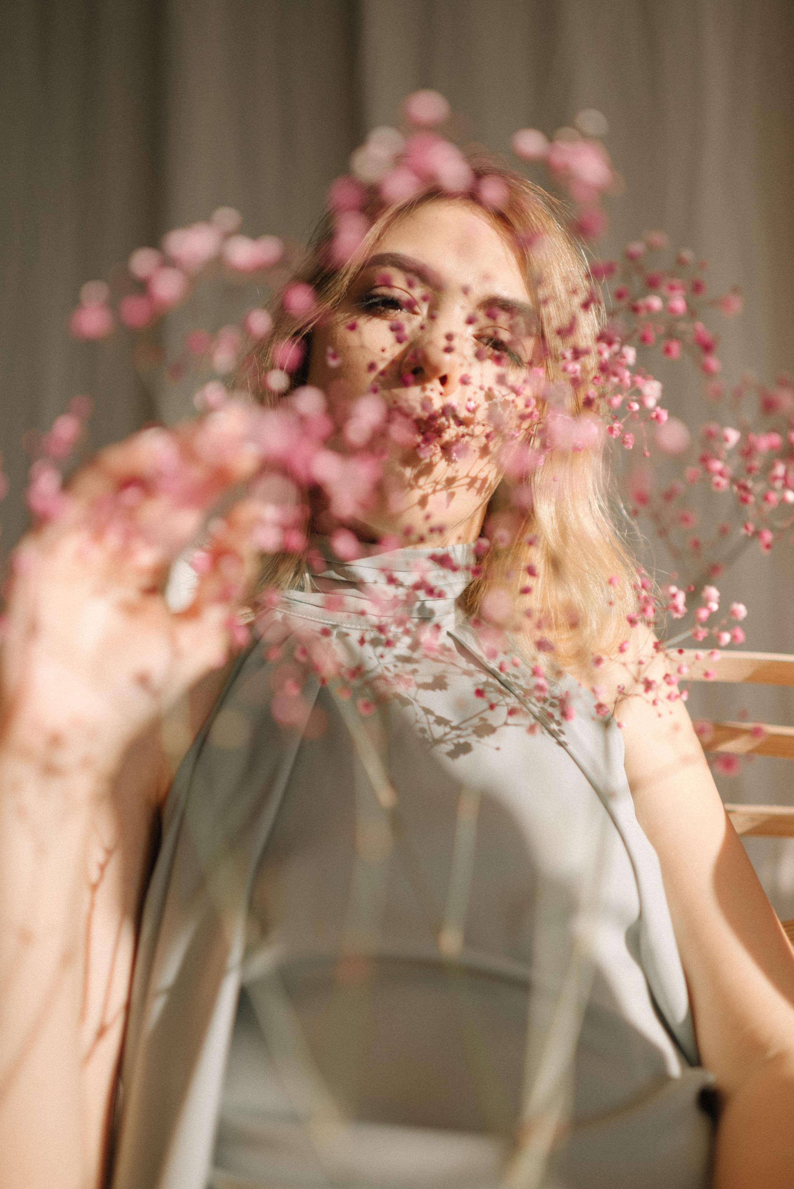 Нежный студийный портрет. Z H U R A V L E V