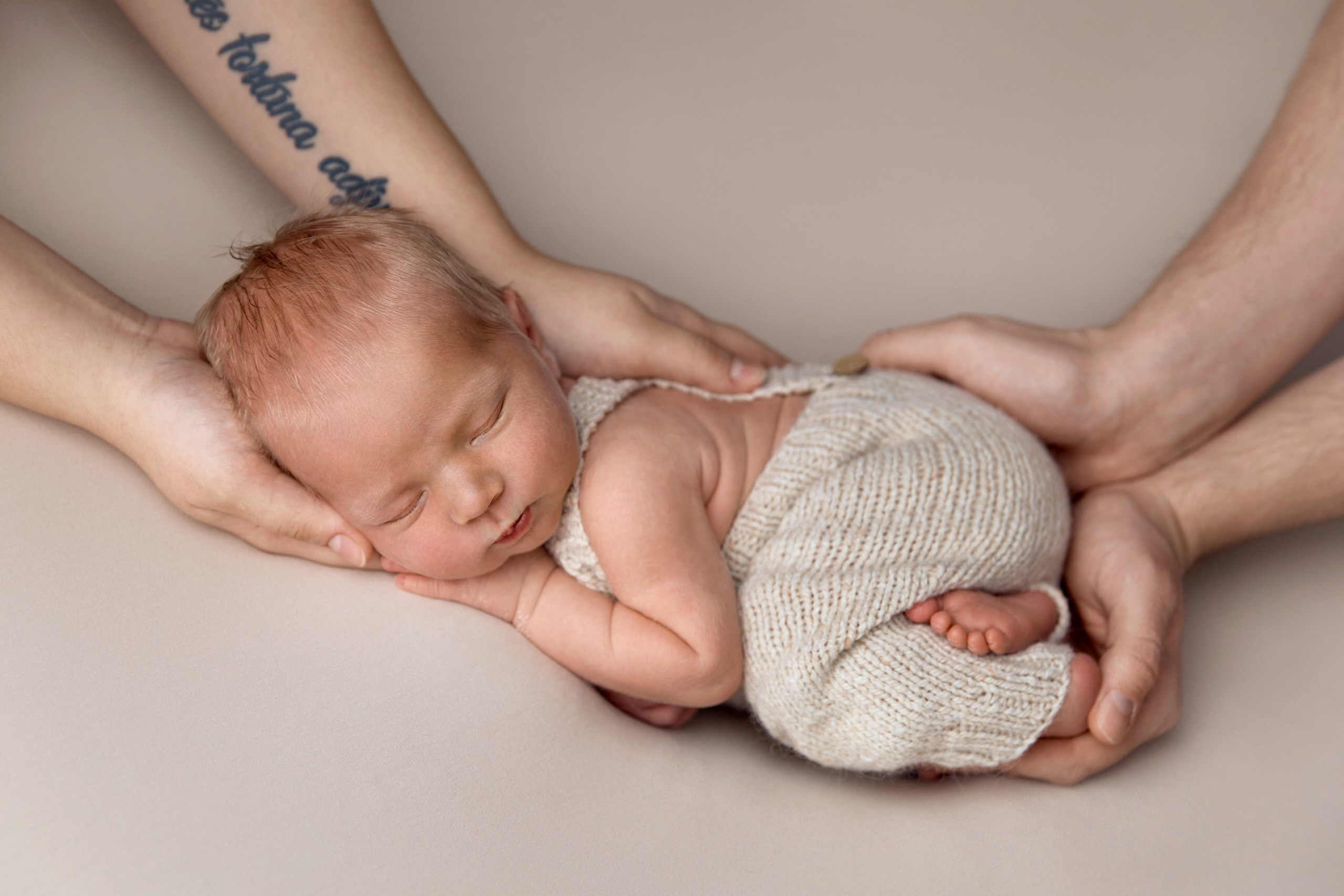 Профессиональный фотограф новорождённых в Москве Елена Сатюкова