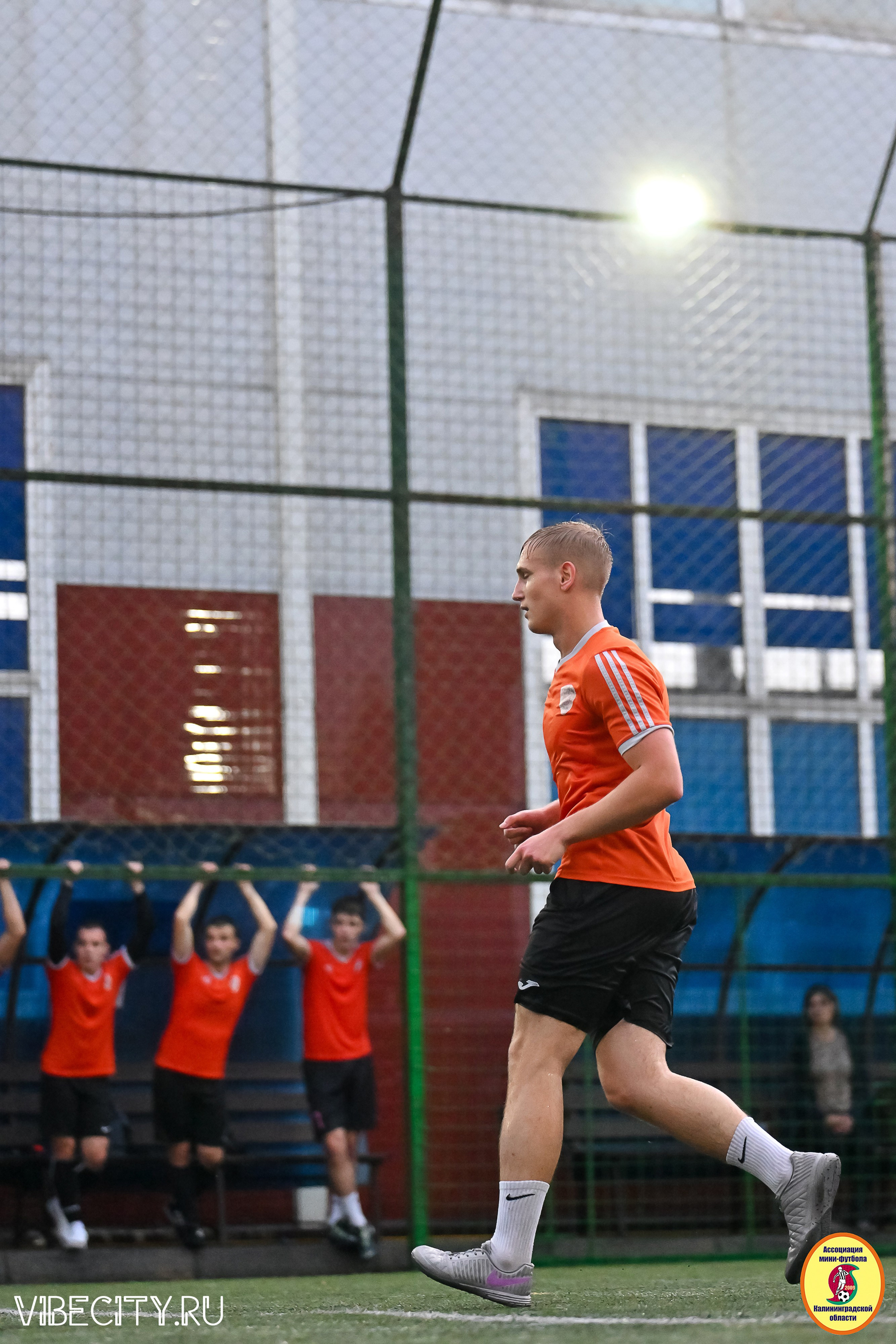 ИГРЫ МИНИ-ФУТБОЛЬНОЙ И КОРПОРАТИВНОЙ ЛИГИ. VIBECITY.RU Вайб Сити Ру Фоторепортажи Фотоотчеты Калининград