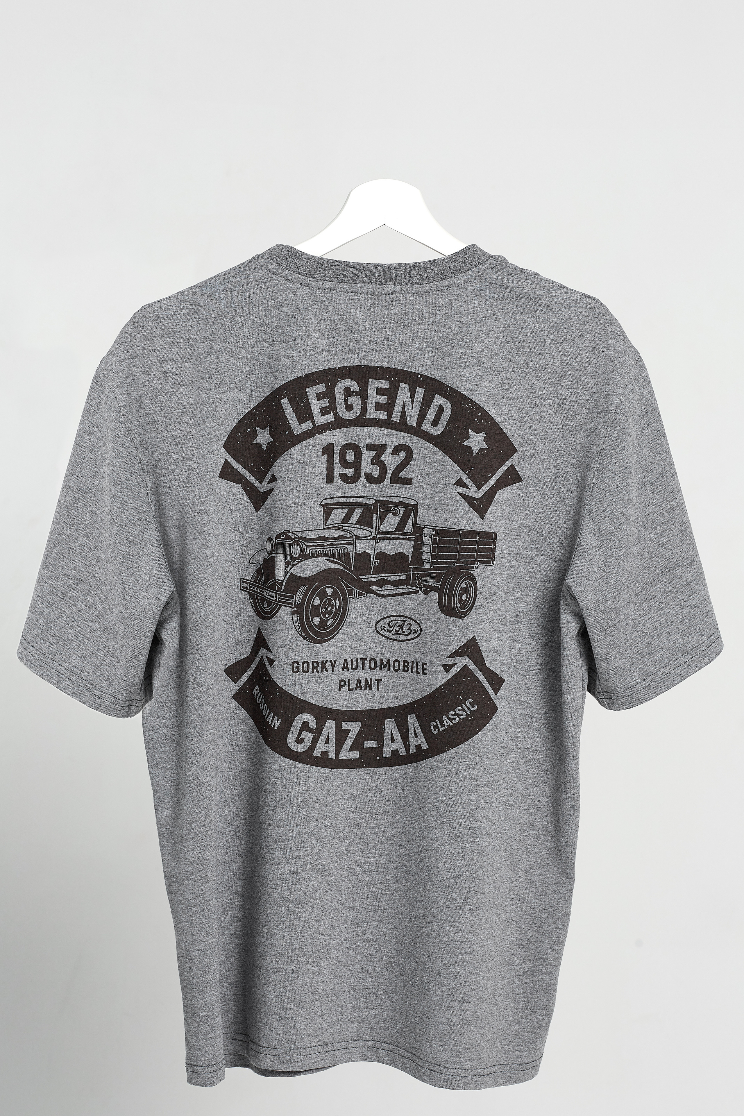 Съёмка официальных товаров для бренда. Антон Артюшин, портретный фотограф. Москва