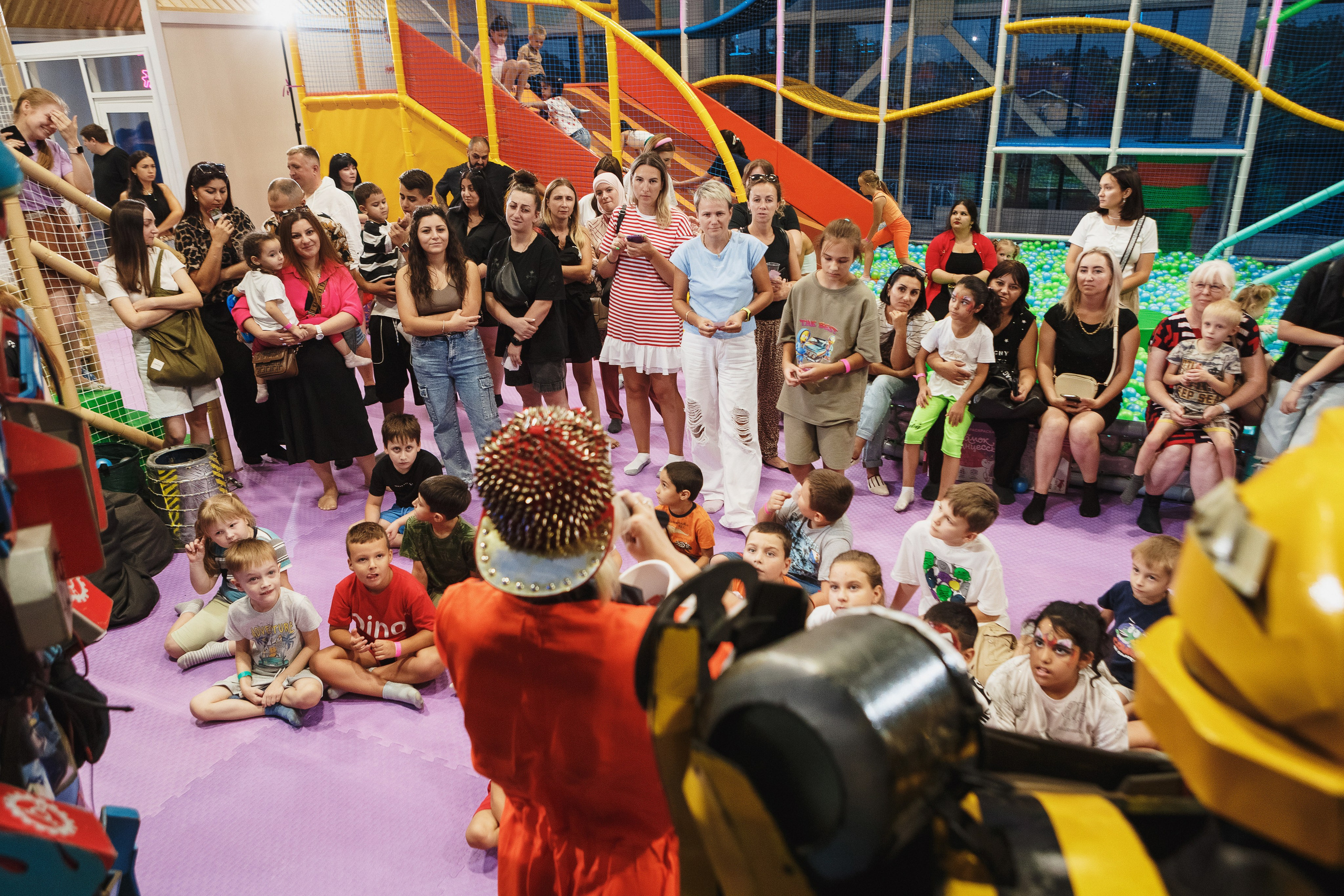 Туси Джуси Таганрог — Яркие и Весёлые Фотографии Детской Игровой Зоны. Свадебный и семейный фотограф в Таганроге Бакарюк Антон