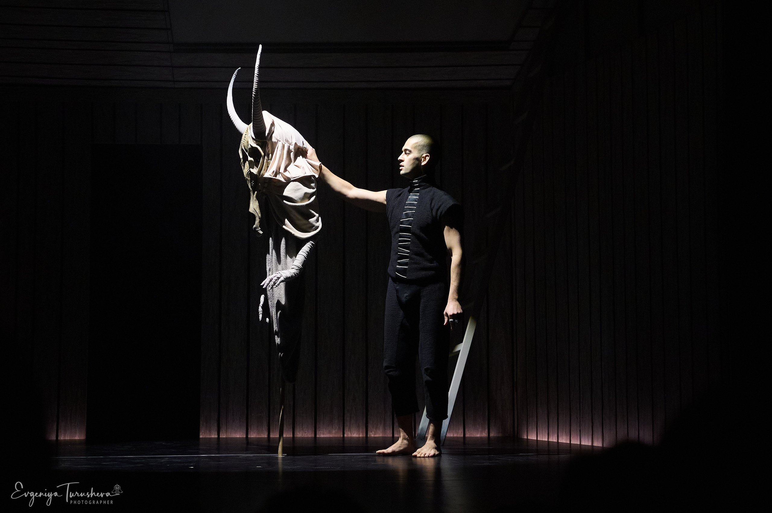 Картины из жизни доктора Фауста | 10.11.2025 | Театр кукол имени С. В. Образцова. Фотограф Евгения Турушева