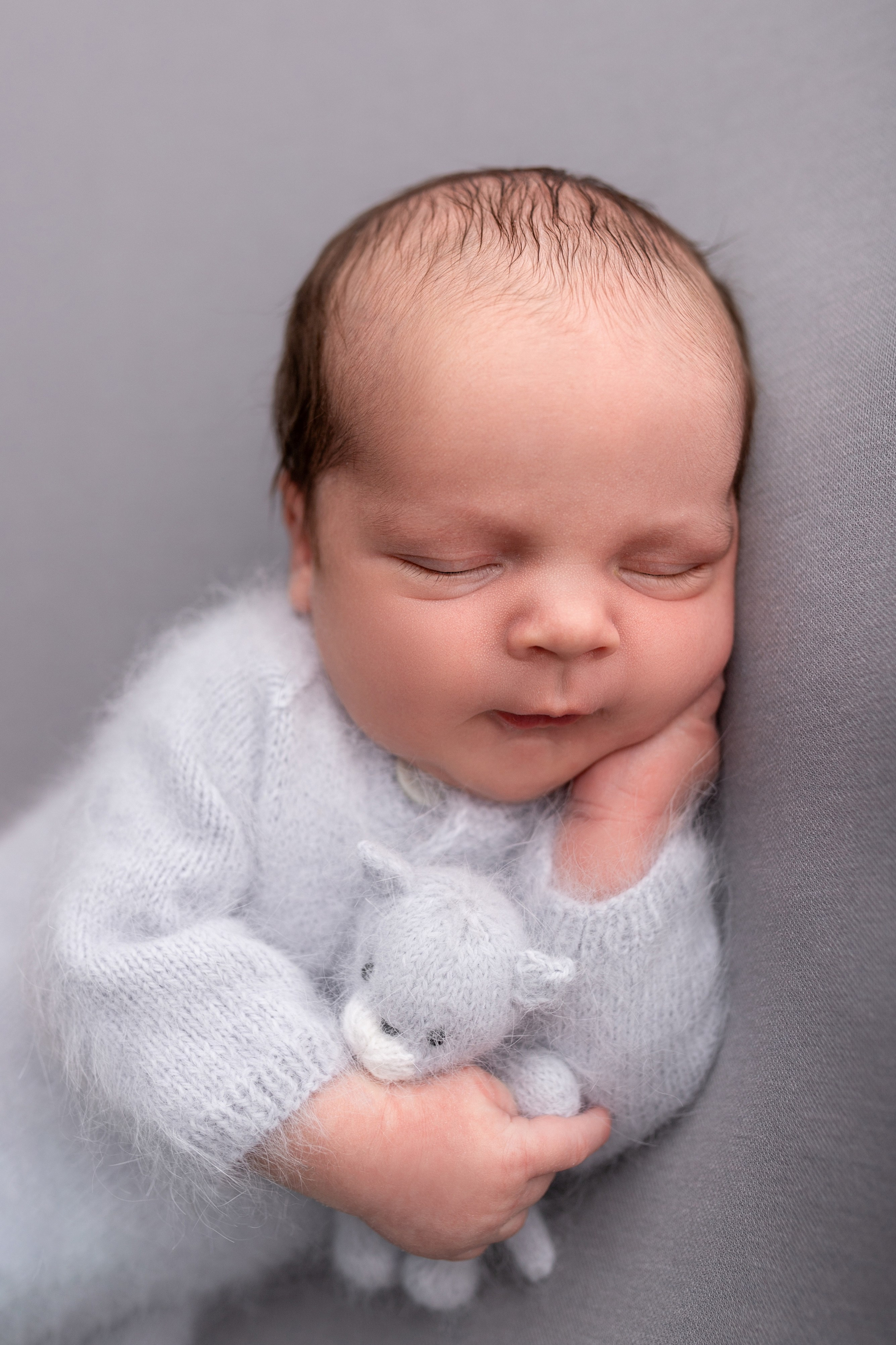 Классический ньюборн newborn. Фотограф новорожденных в г. Барнаул Ренпенинг Катерина