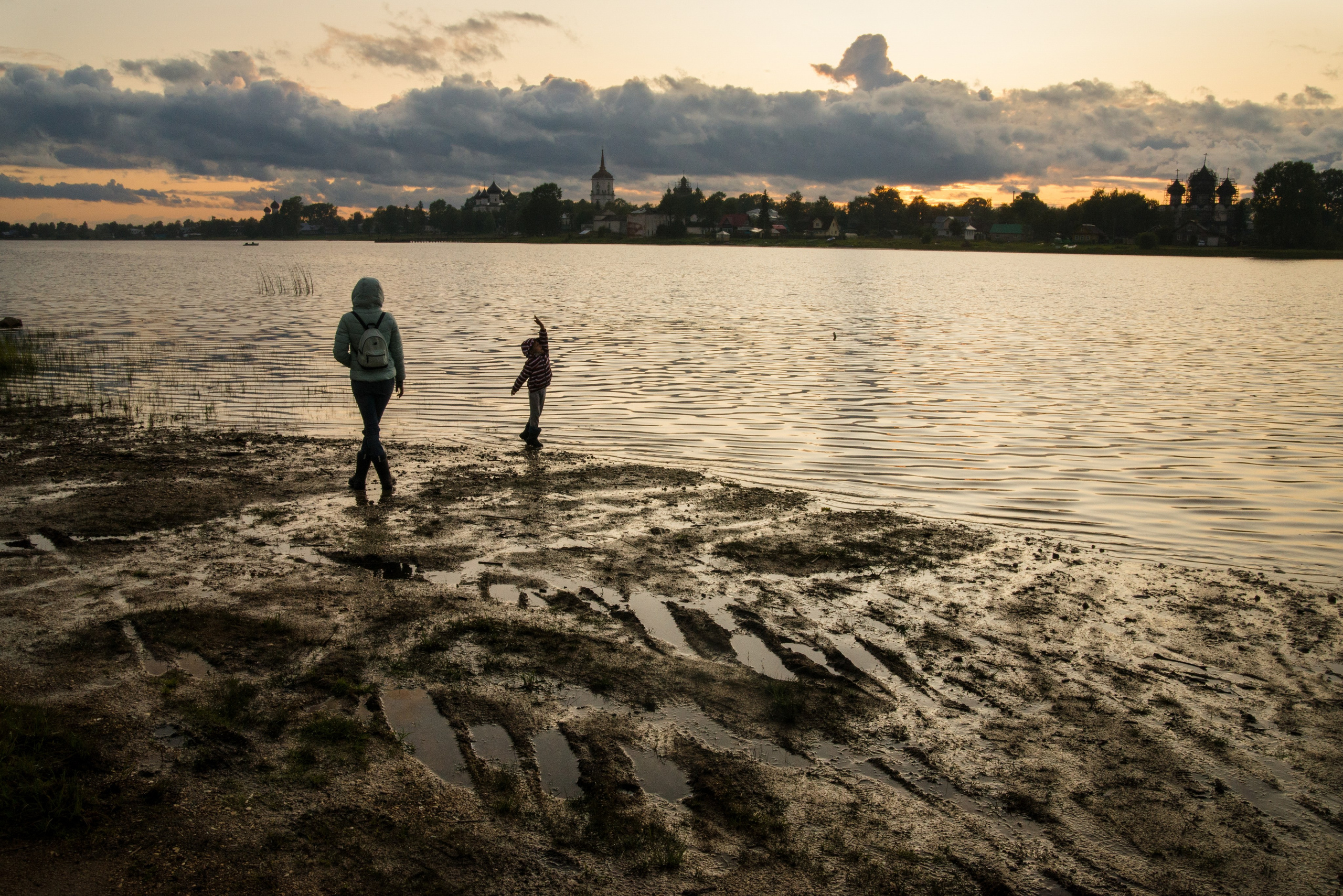 Where the sun shines. Alyona Kochetkova | Photographer and photography educator