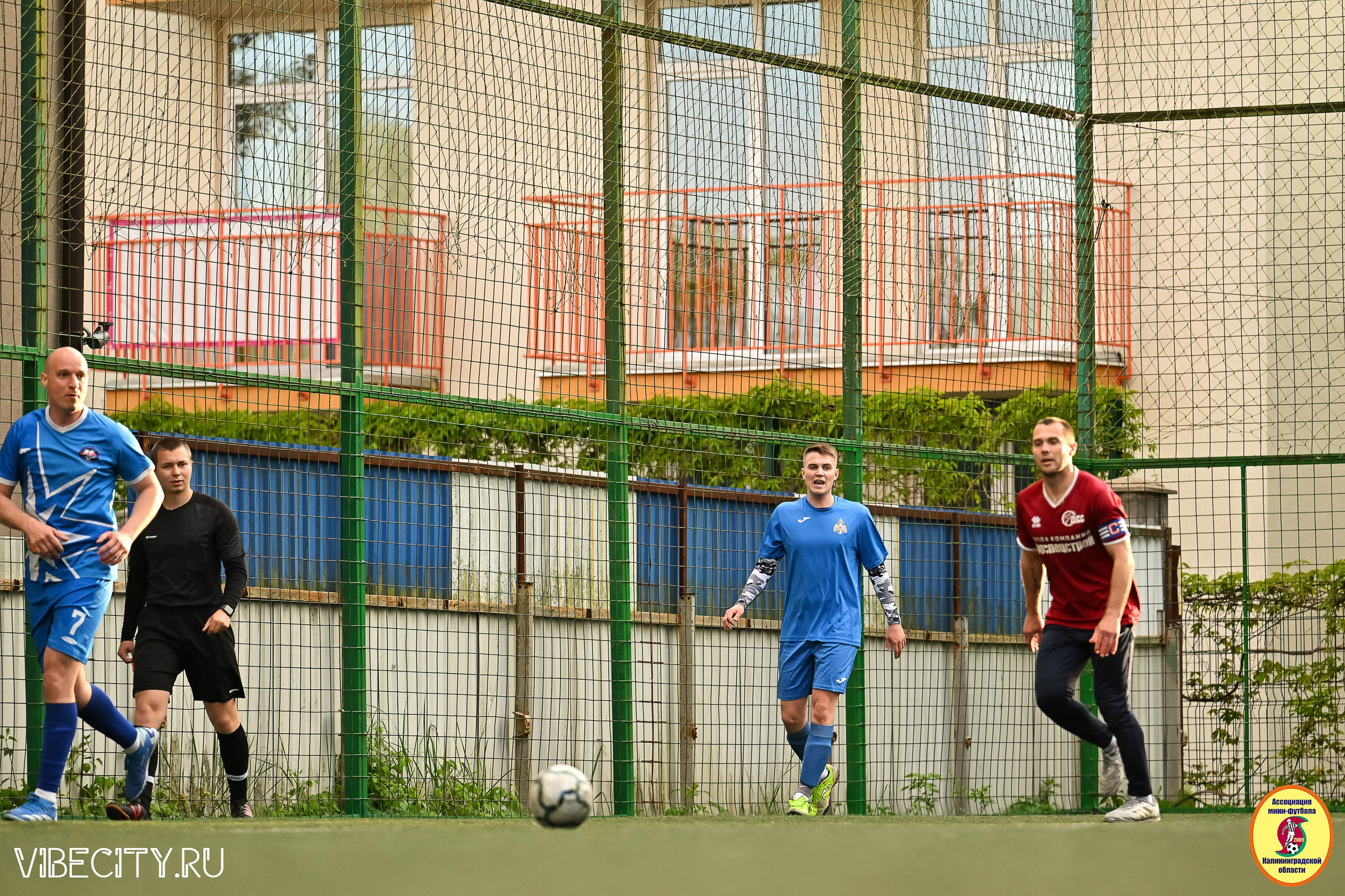 ИГРЫ МИНИ-ФУТБОЛЬНОЙ ЛИГИ. VIBECITY.RU Вайб Сити Ру Фоторепортажи Фотоотчеты Калининград