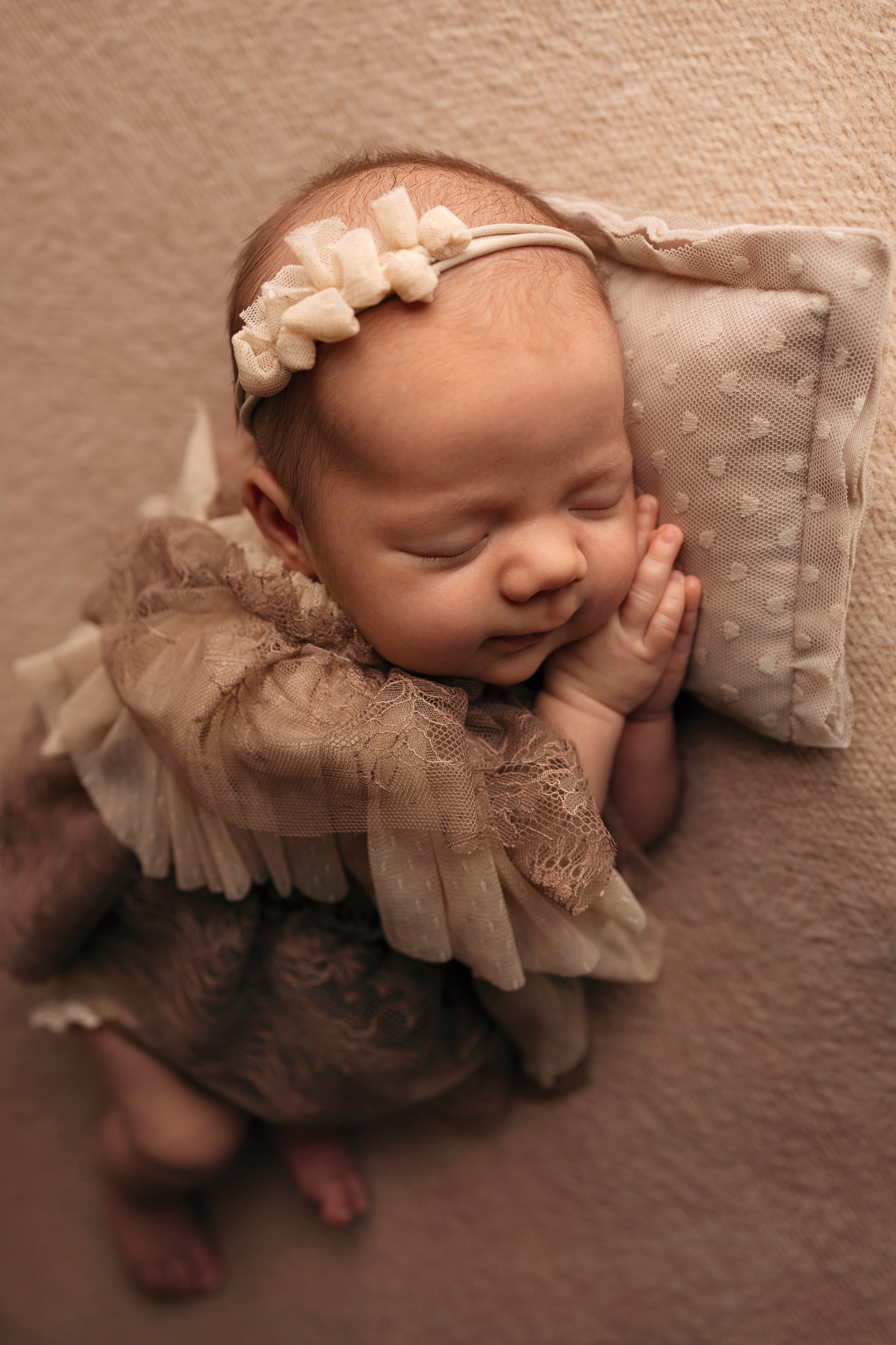 Первая фотосессия для Верочки. Фотограф Елена Зуйкова