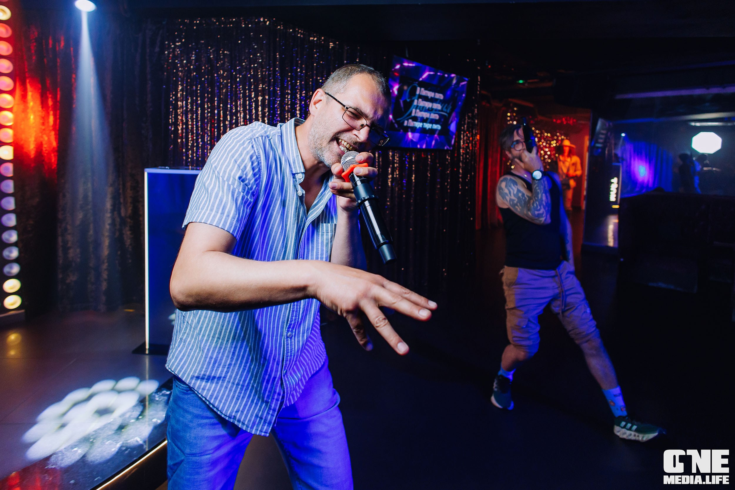 Фоторепортаж из караоке-клубе Эйфория. One Media Life: фоторепортажи, фотоотчеты с мероприятий и заведений