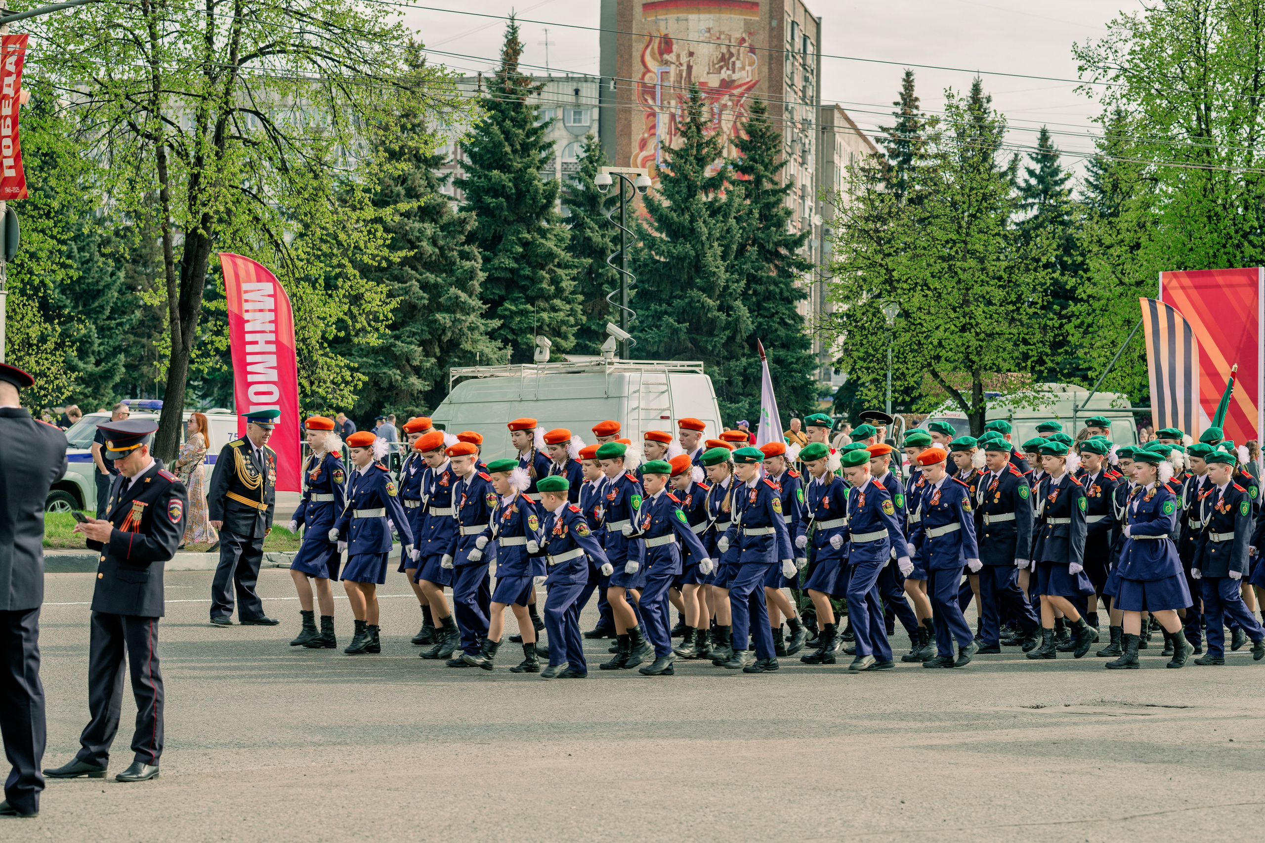День Победы в Новокузнецке, 2025 год. Антон Непочатых — Большой мужской фотограф