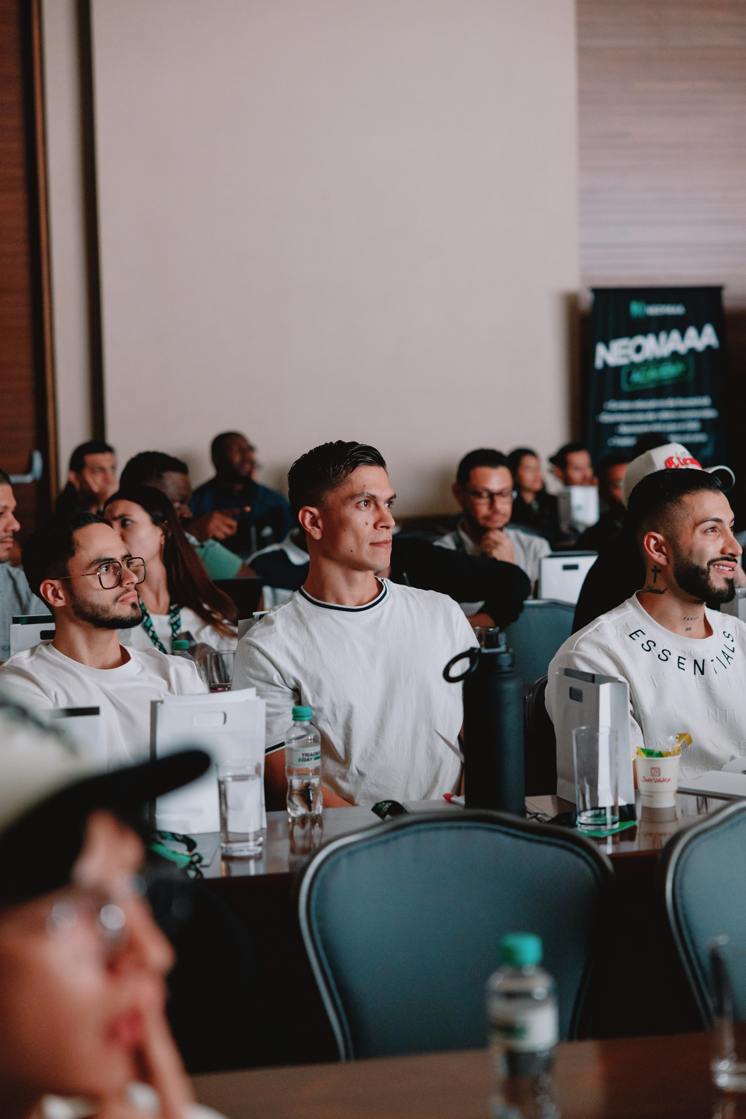 TRADERS DAY By NeomAAA Medellin. NeomAAA Funds Gallery