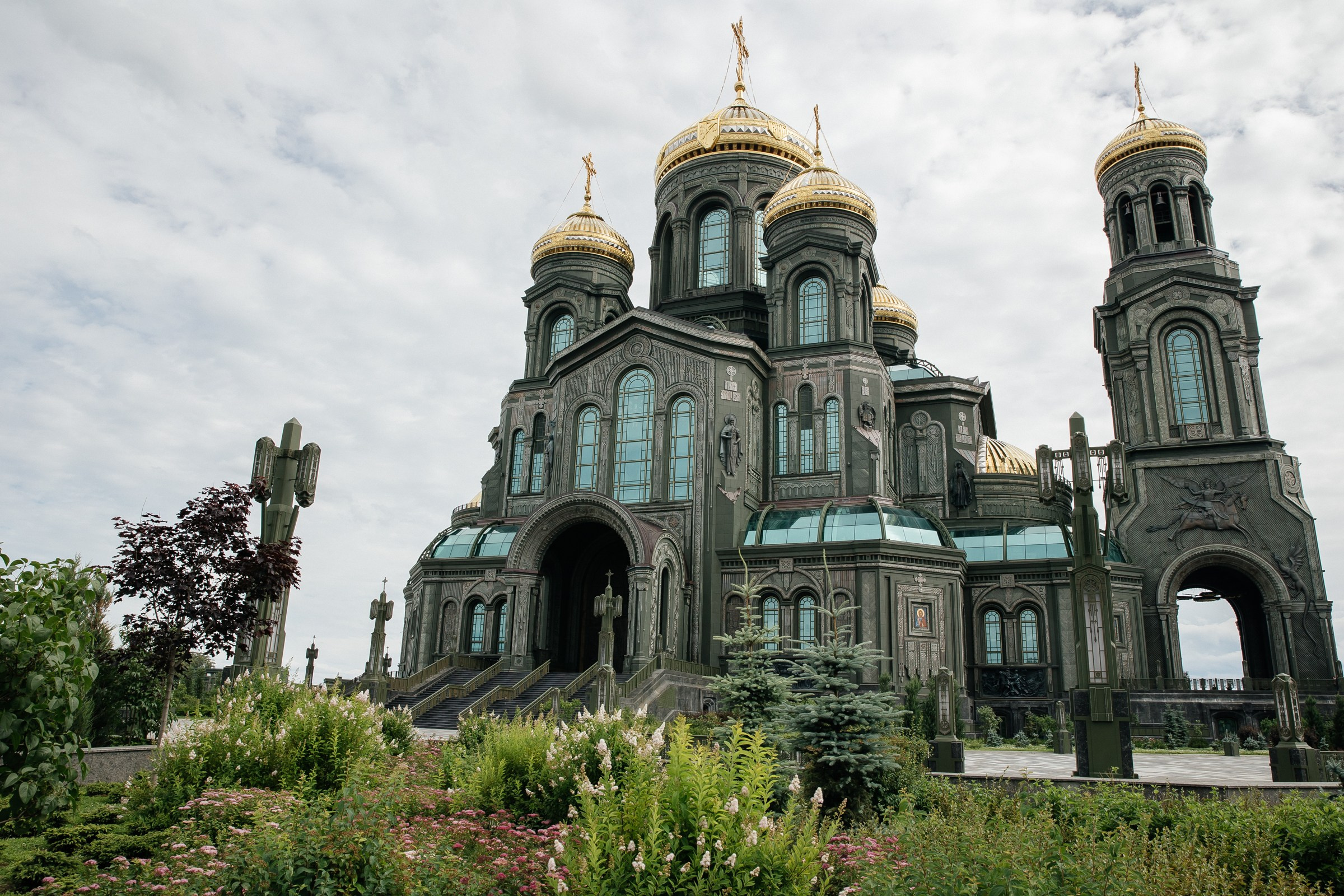 Венчание в Храме Вооруженных Сил. Свадебный фотограф в Москве Элина Ларченкова. Фото, которые цепляют