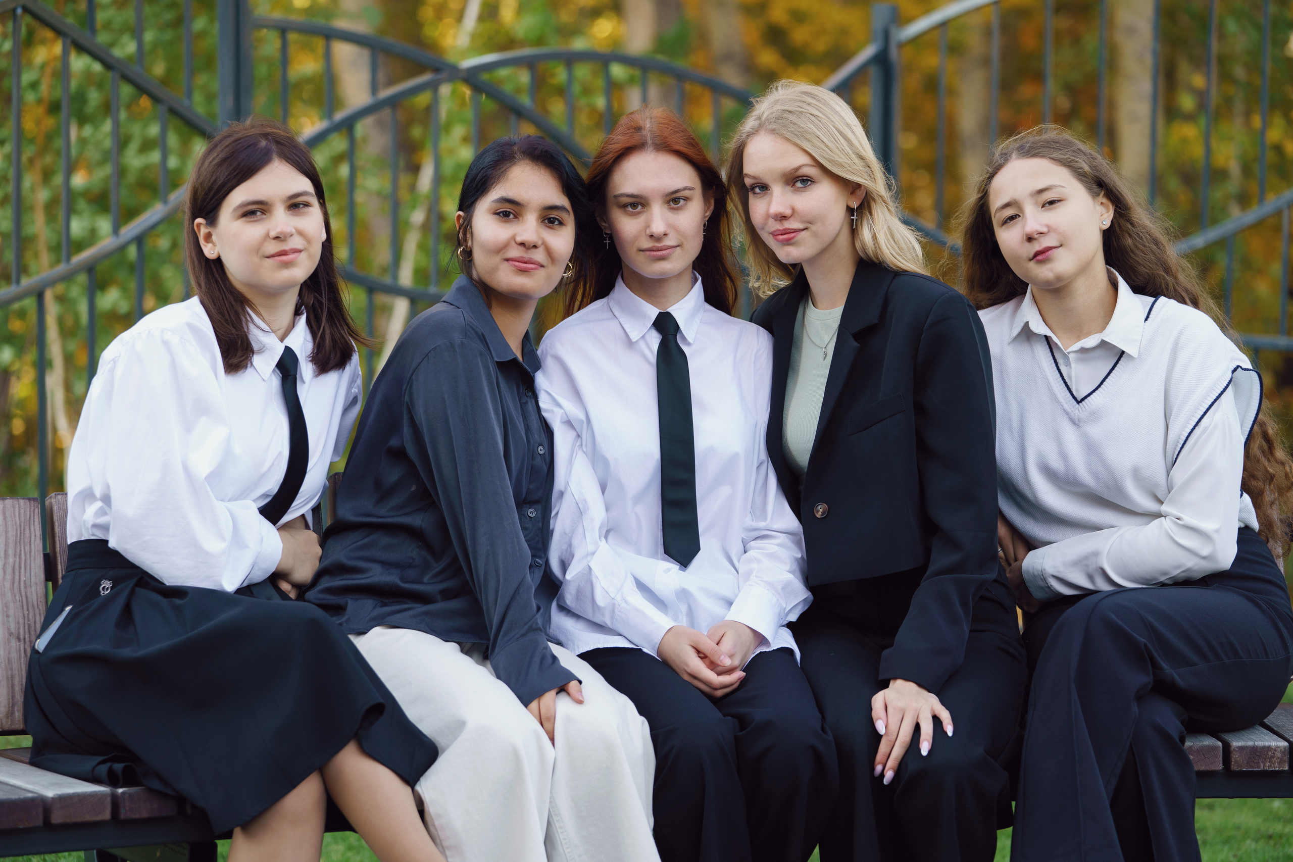 Анонс осенней фотосессии для 11Б школы 51. Фотомастерская Воробьевых