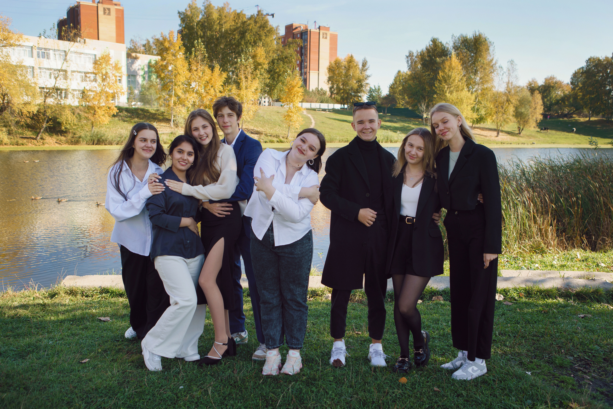 Анонс осенней фотосессии для 11Б школы 51. Фотомастерская Воробьевых