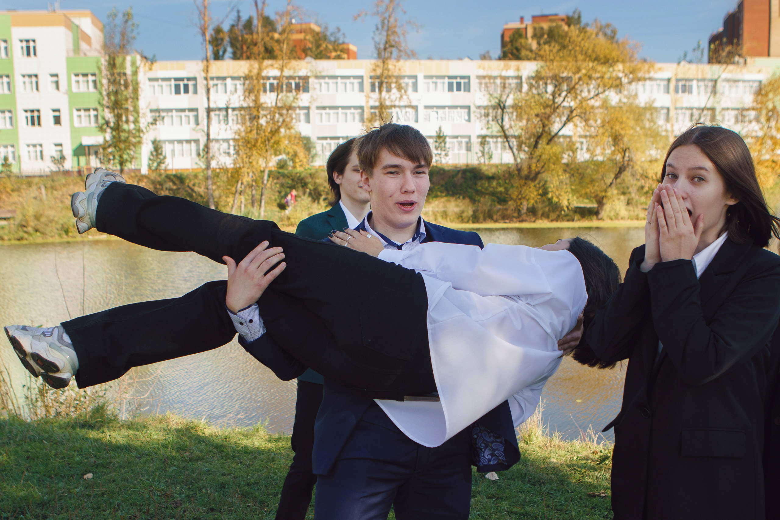 Анонс осенней фотосессии для 11Б школы 51. Фотомастерская Воробьевых