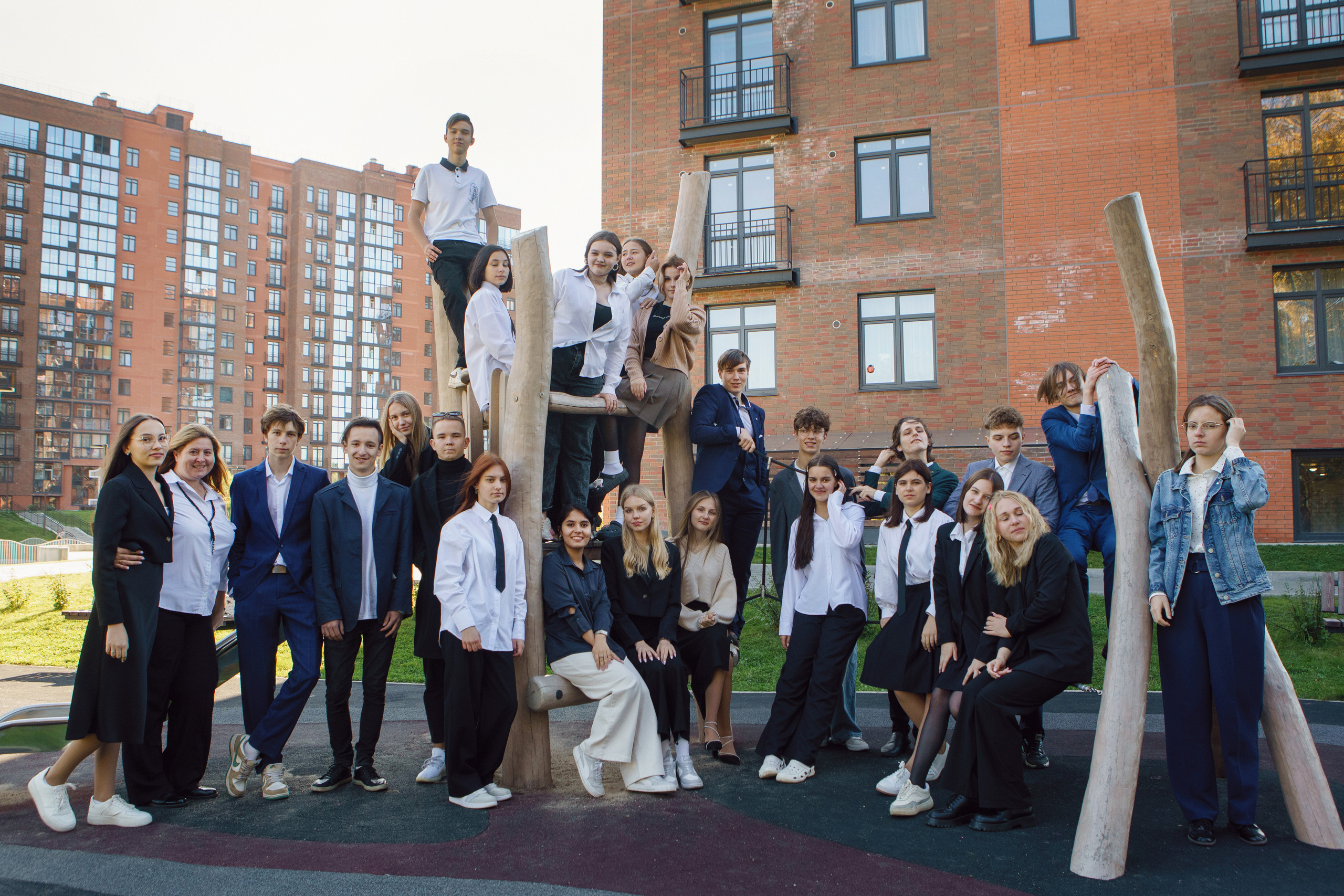 Анонс осенней фотосессии для 11Б школы 51. Фотомастерская Воробьевых