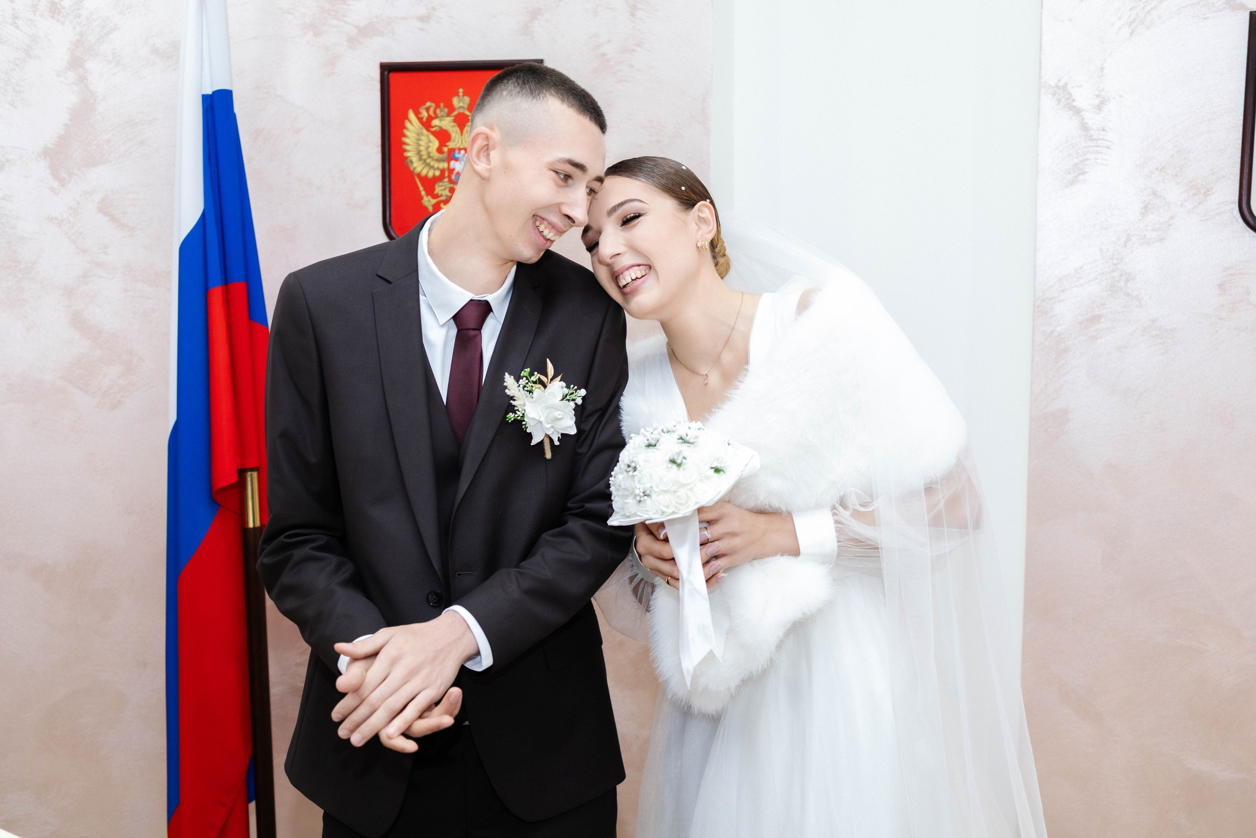 Эмоциональная роспись в ЗАГС. Фотограф в Армянске, Красноперекопске