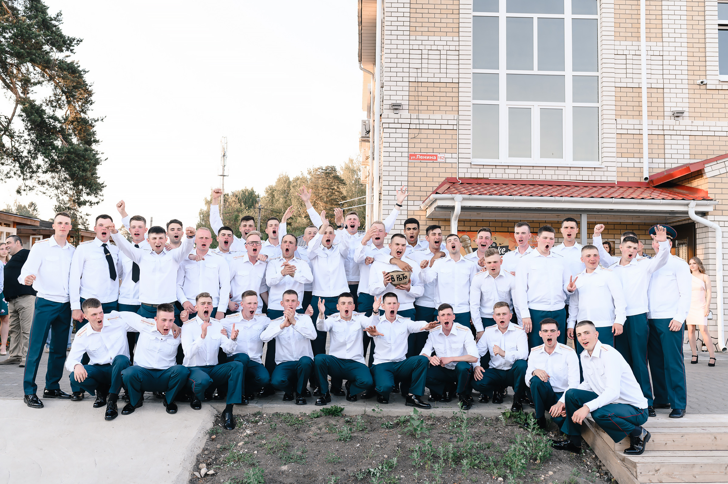 Выпускные. Ведущий в Москве Никита Колотушкин