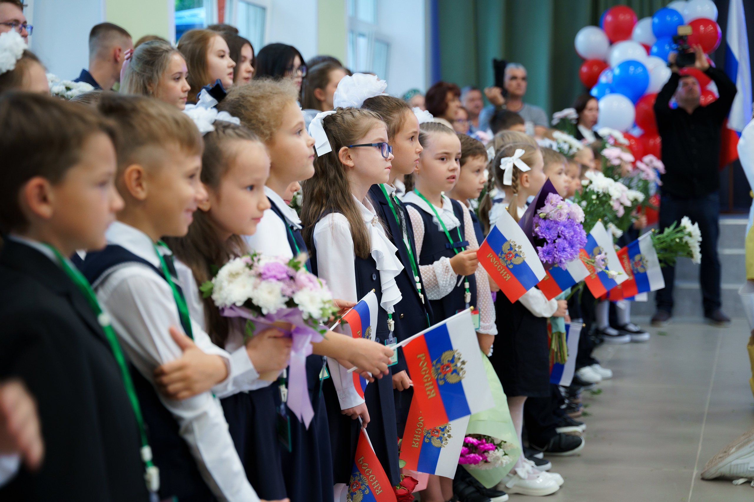 1 сентября — День знаний. Детские выпускные альбомы в Красноярске