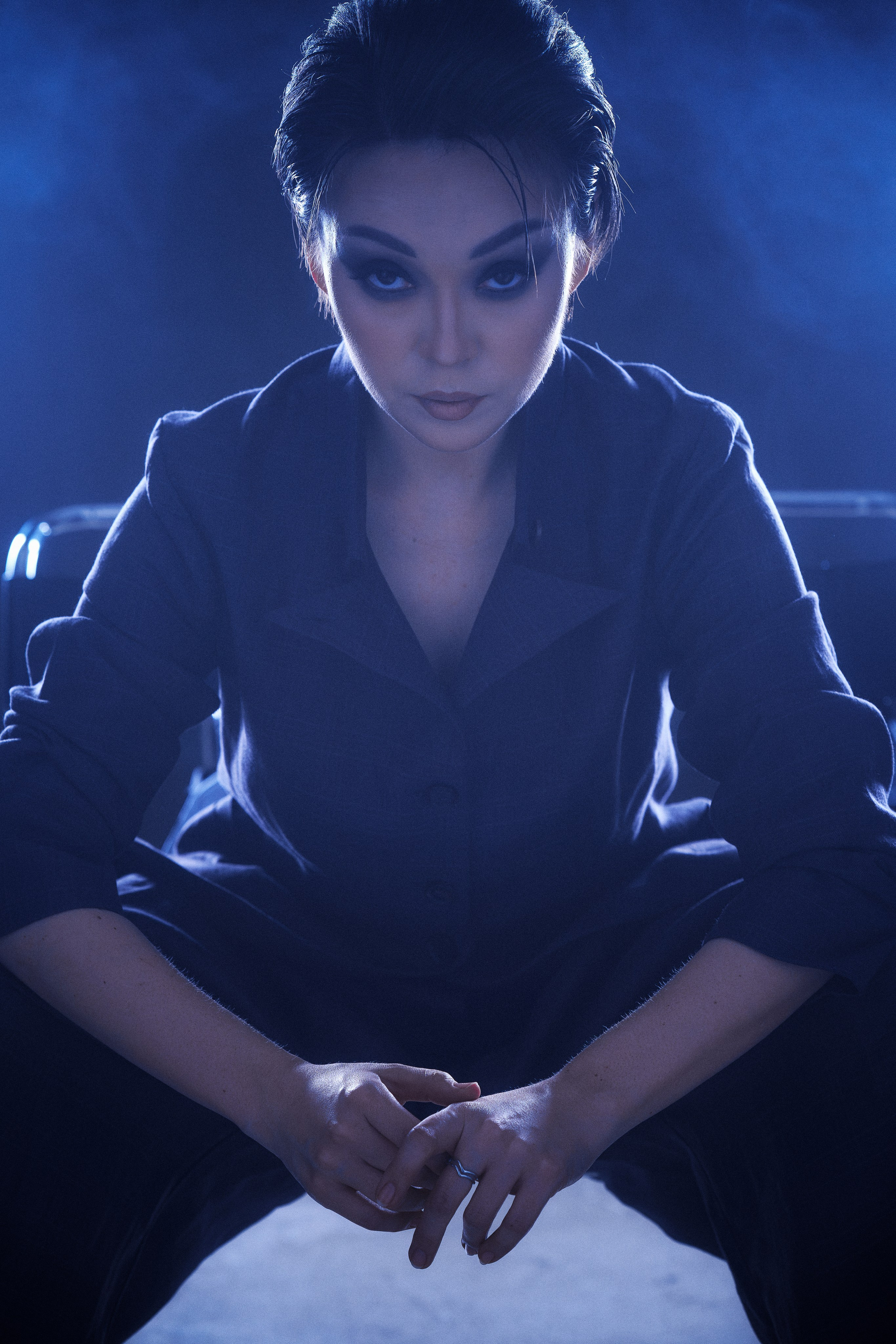 женский портрет с характером, съёмка для личного бренда