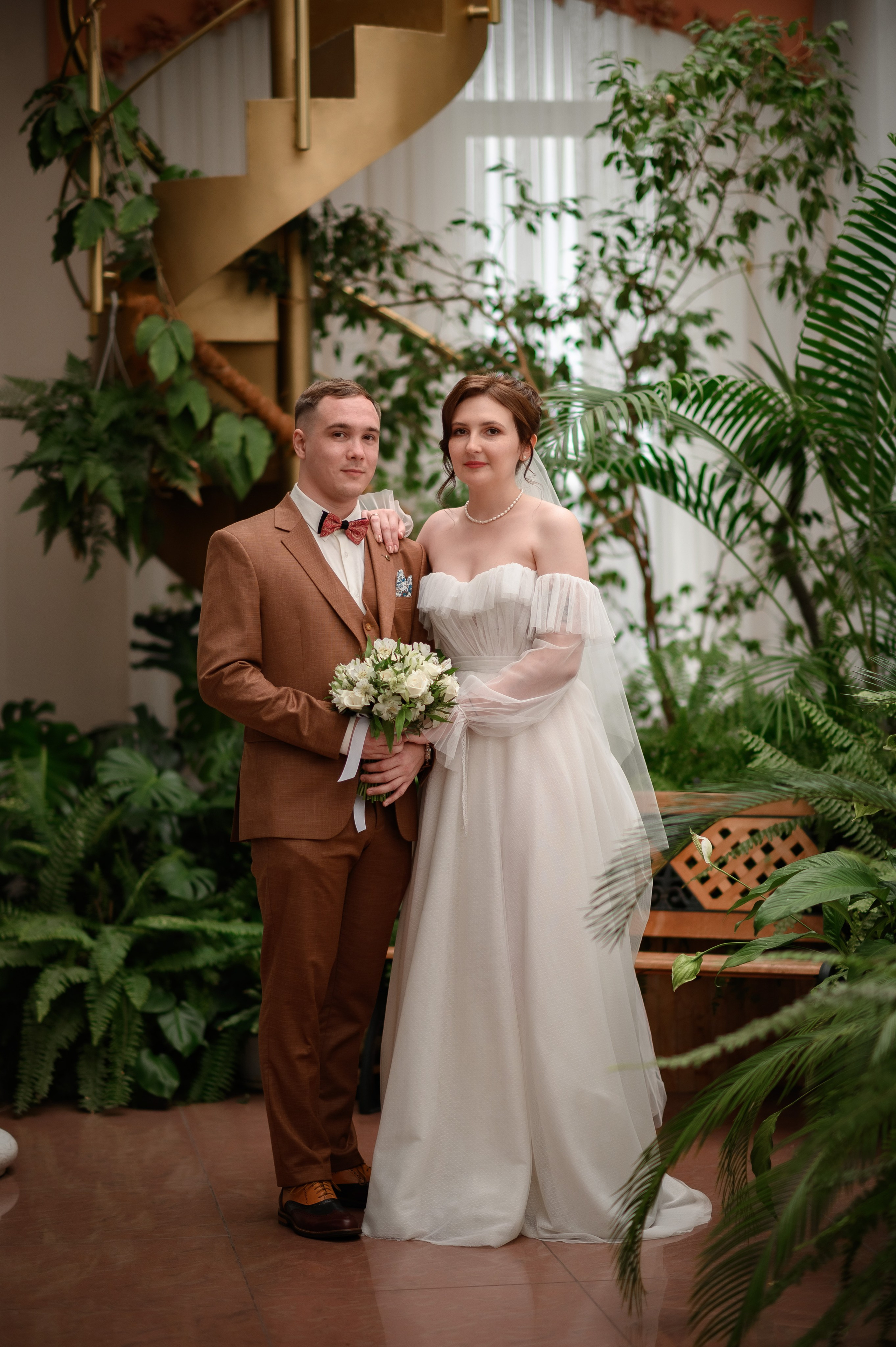 Свадебная фотография в отделе ЗАГС Приморского района Санкт-Петербурга.