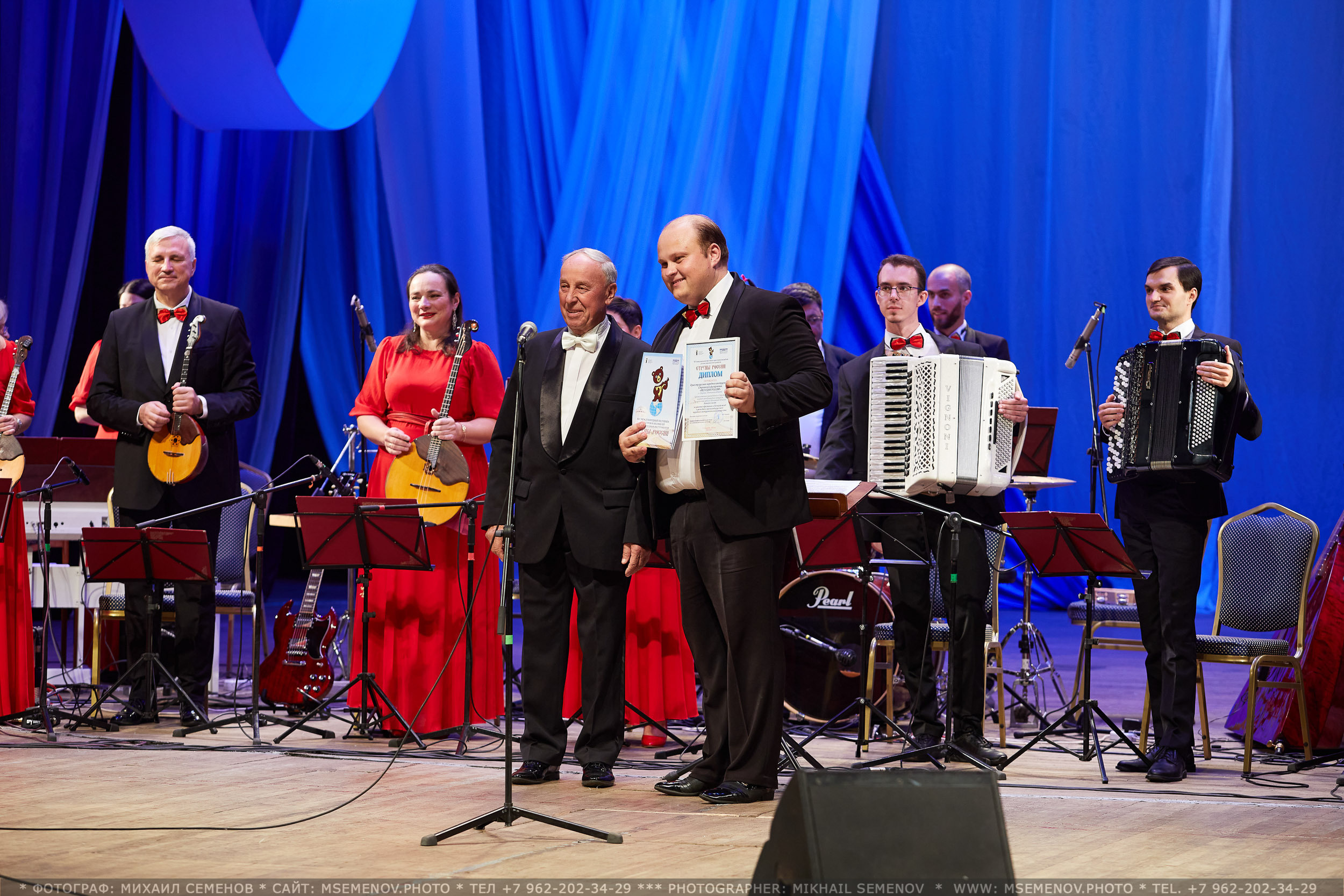 АНОНС 2-й день XVI Международный фестиваль СТРУНЫ РОССИИ 🇷🇺🎶. Photographer for business Mikhail Semenov. Aqua photo studio, photo school