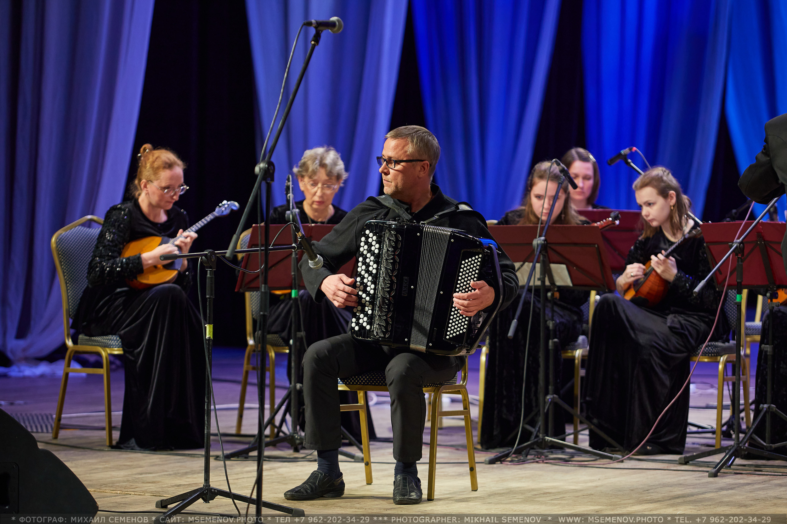 АНОНС 2-й день XVI Международный фестиваль СТРУНЫ РОССИИ 🇷🇺🎶. Photographer for business Mikhail Semenov. Aqua photo studio, photo school