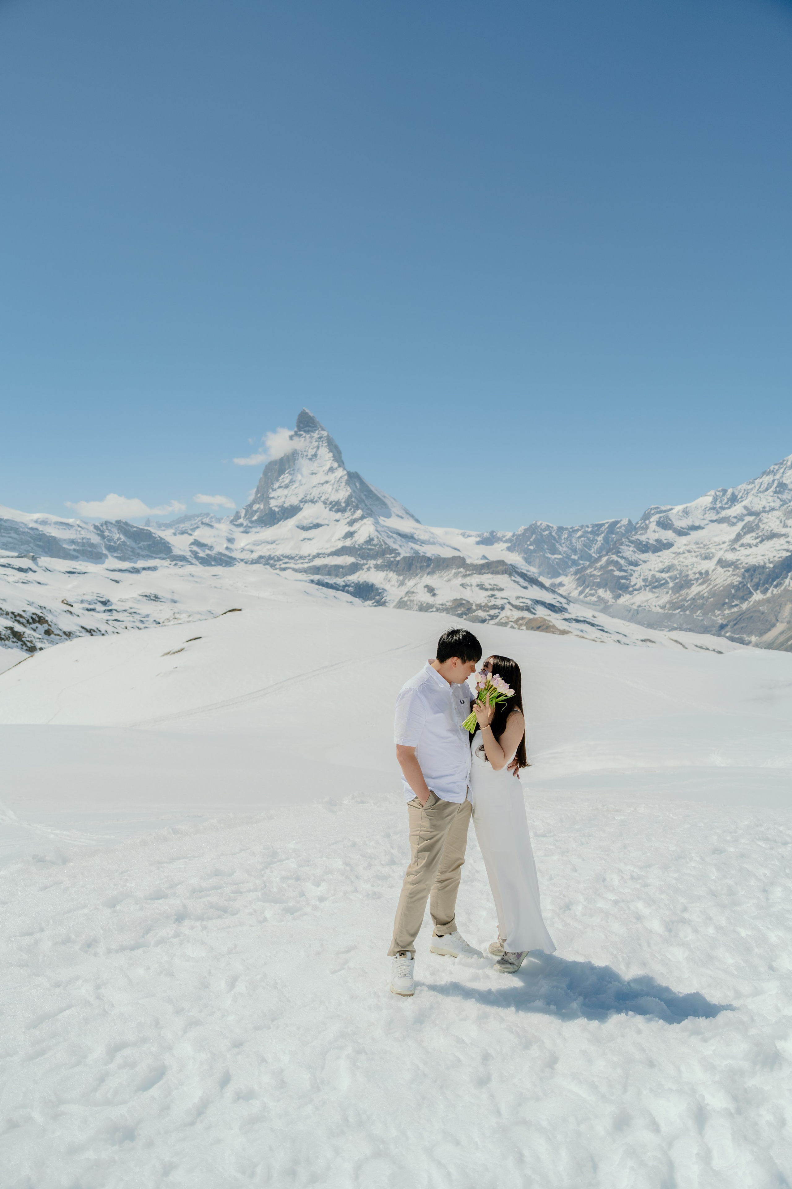 Wedding Photography elopement in Switzerland Europe. Professional Wedding Photographer Geneva & Romande Switzerland | Tanya Creator