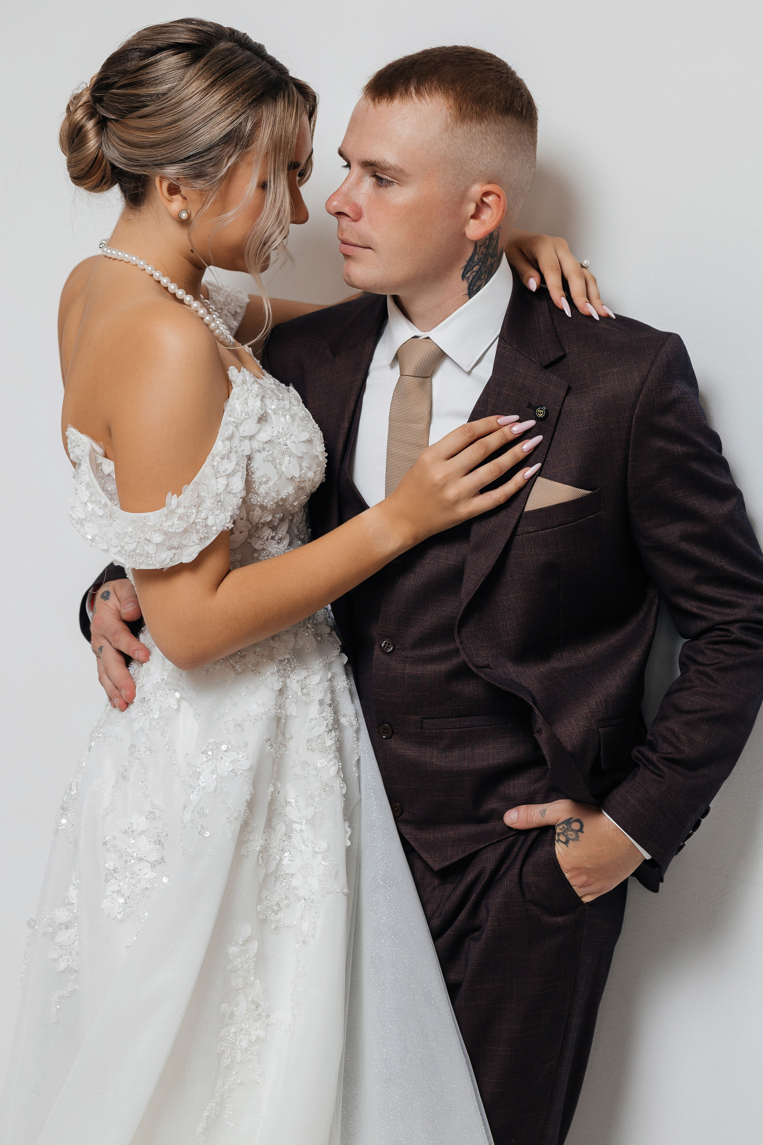 Красивая летняя свадьба в шатре. Олег Сверчков | Свадебный фотограф Вологда