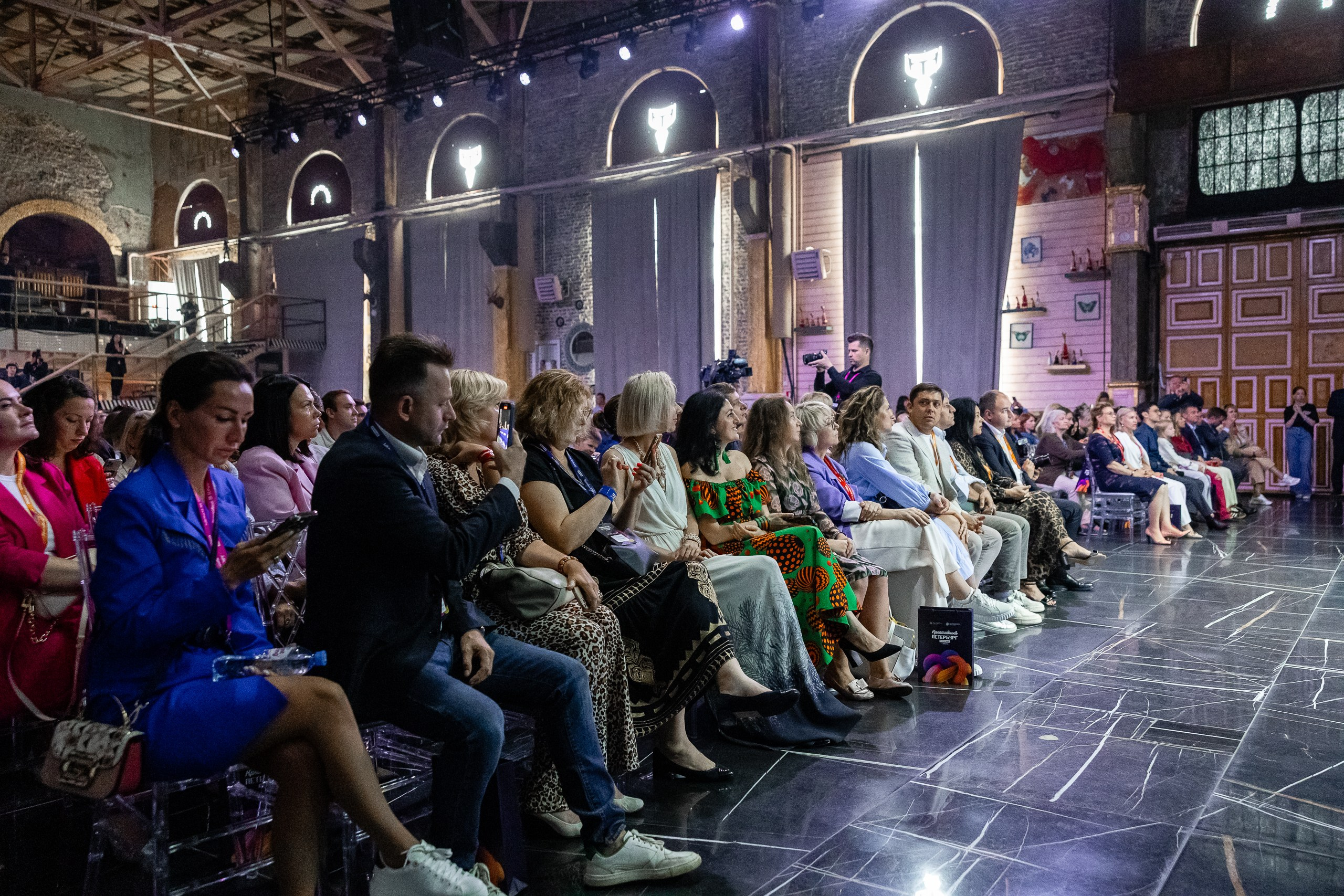Фотографии с форума «Креативный Петербург» 2024. Фотограф в Санкт-Петербурге — Сергей Петров