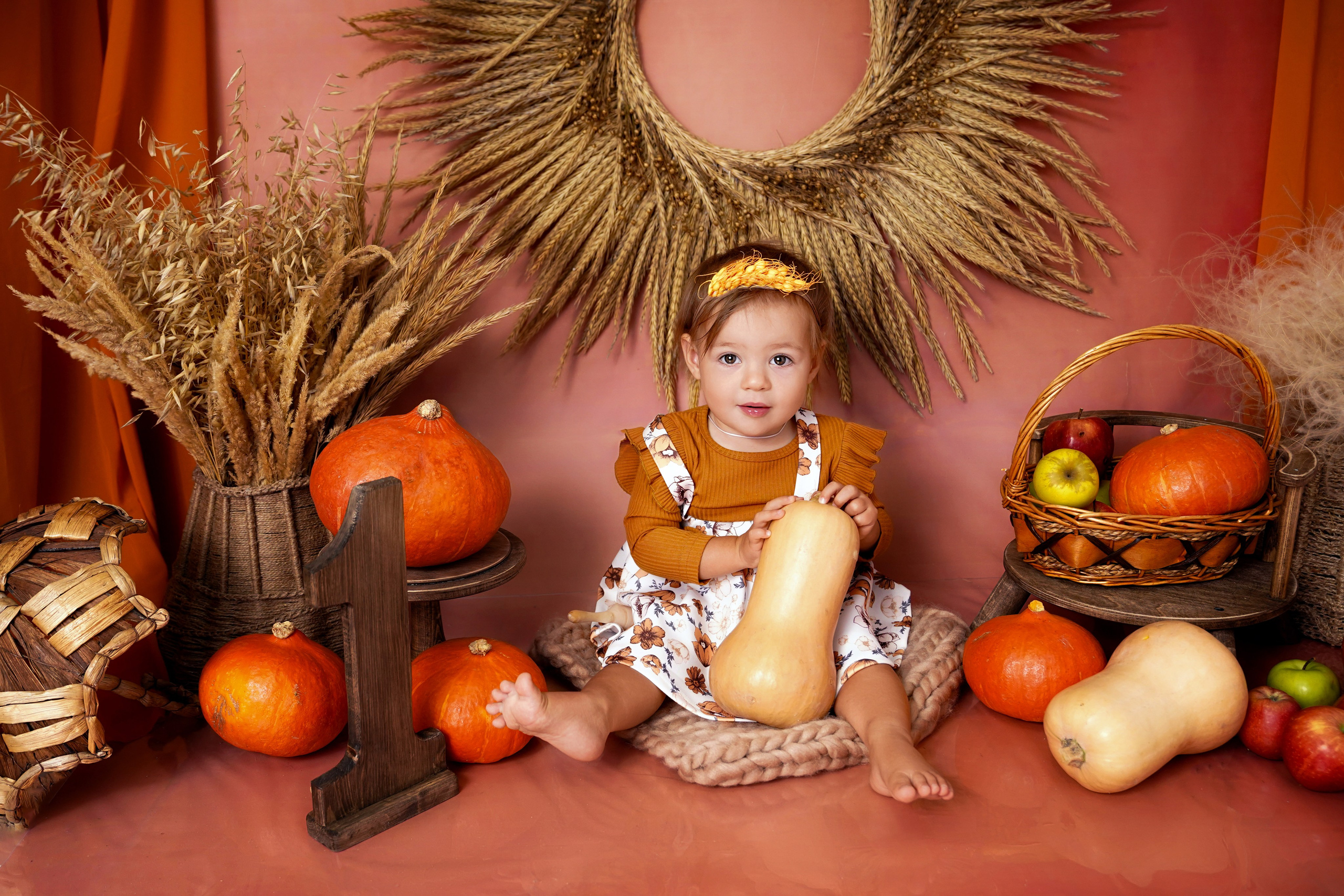 Фотосессия ГОДОВАСИЕ. Фотограф новорожденных, детей до года и беременных в Симферополе