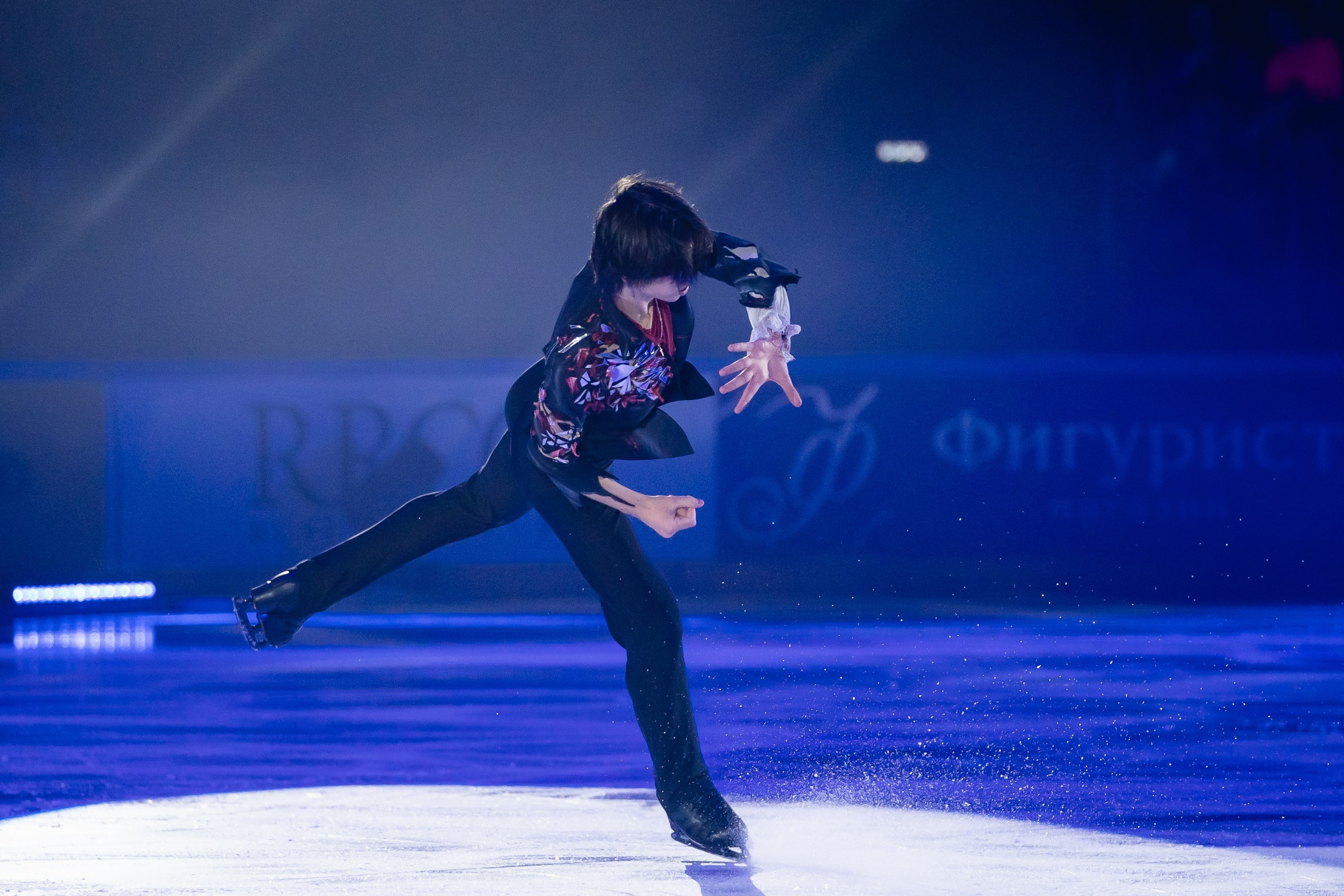 Шоу «Чемпионы на льду» в Новосибирске. Воробьева Ксения — Спортивный и танцевальный фотограф Новосибирск