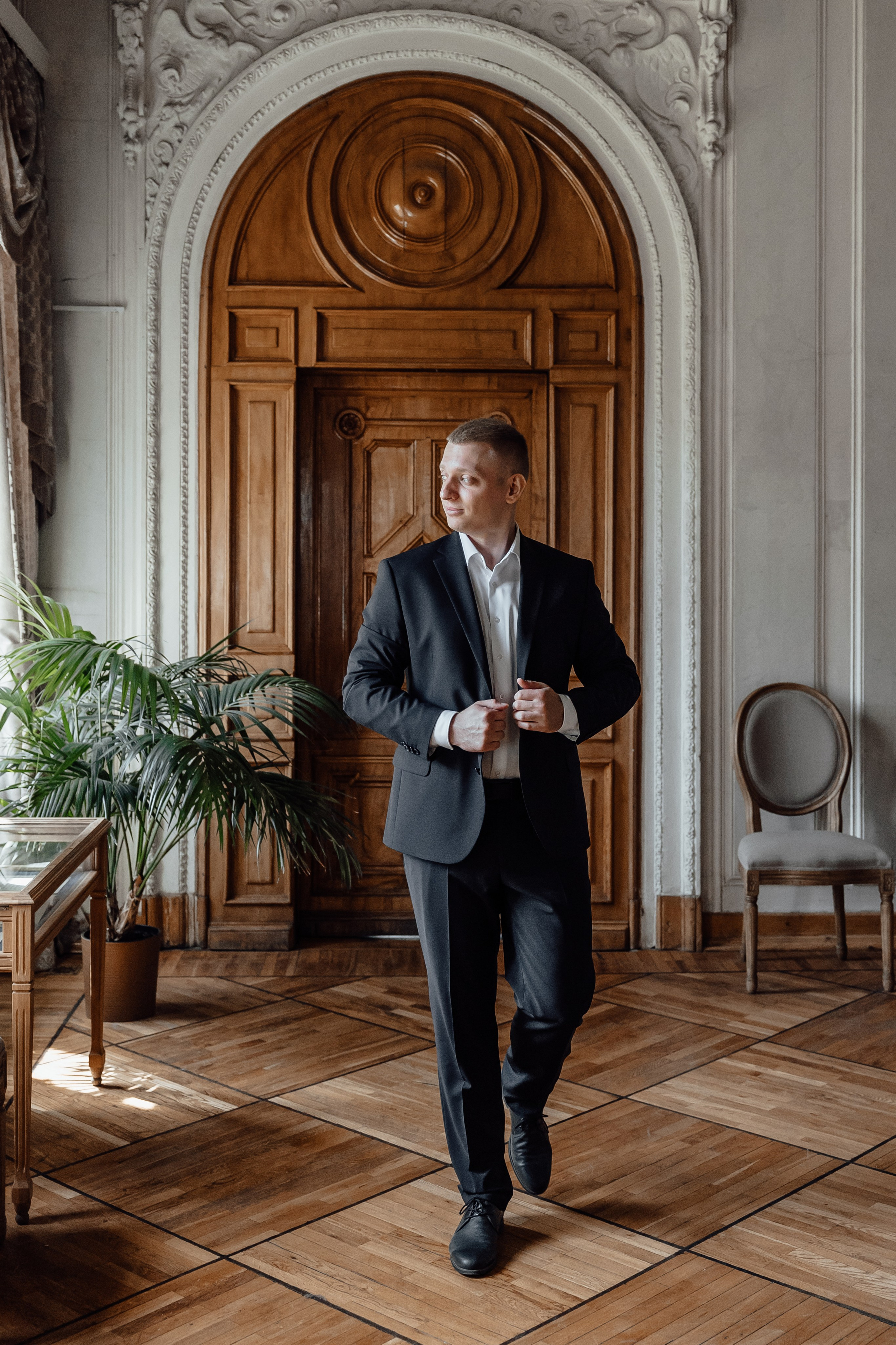 свадебная фотосессия в библиотеке читальне Пушкина