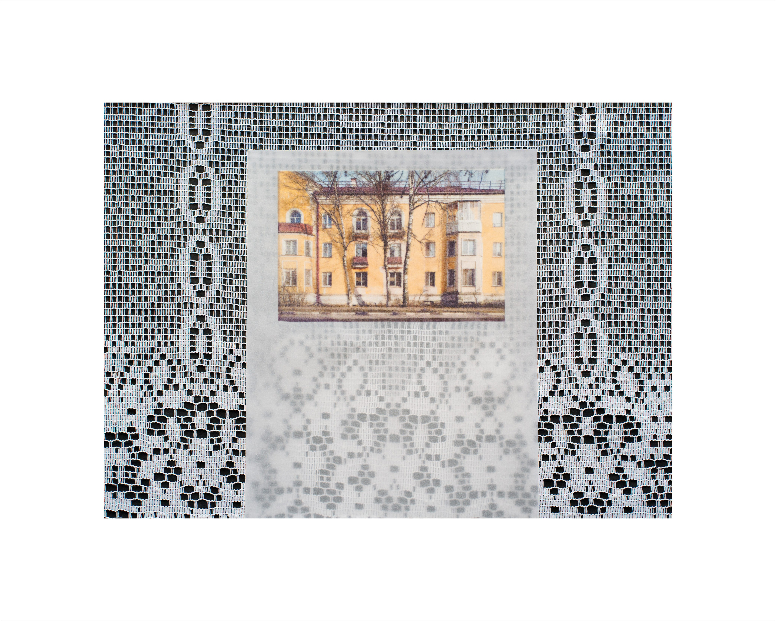 Проект о старых домах. Занавешенное окно. Tatiana Mishchenko