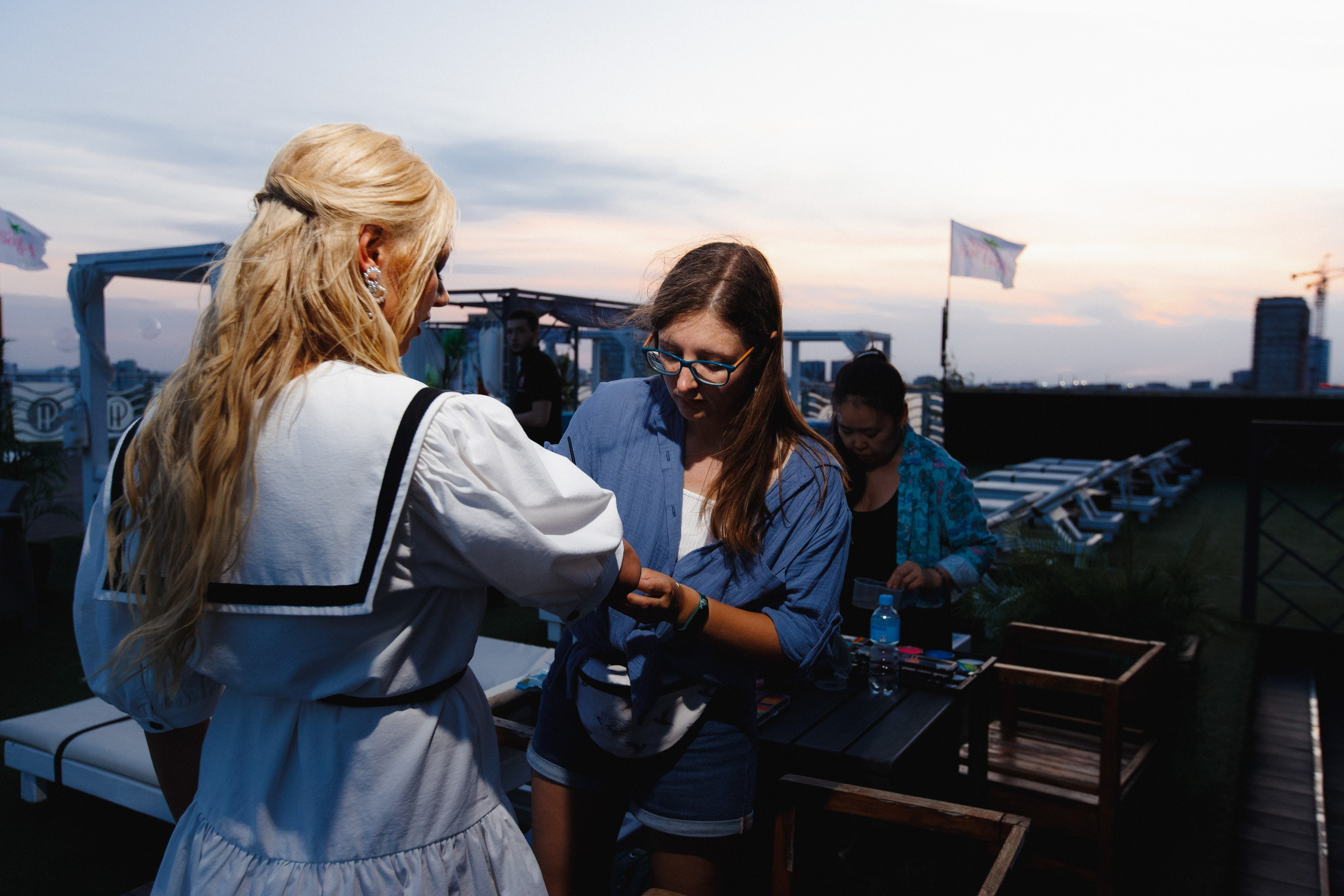 СОБРАНИЕ — ПРЕЗЕНТАЦИЯ НОВОГО НОМЕРА. СВОИ. ФОТООТЧЕТЫ-СОБЫТИЯ-МЕСТА