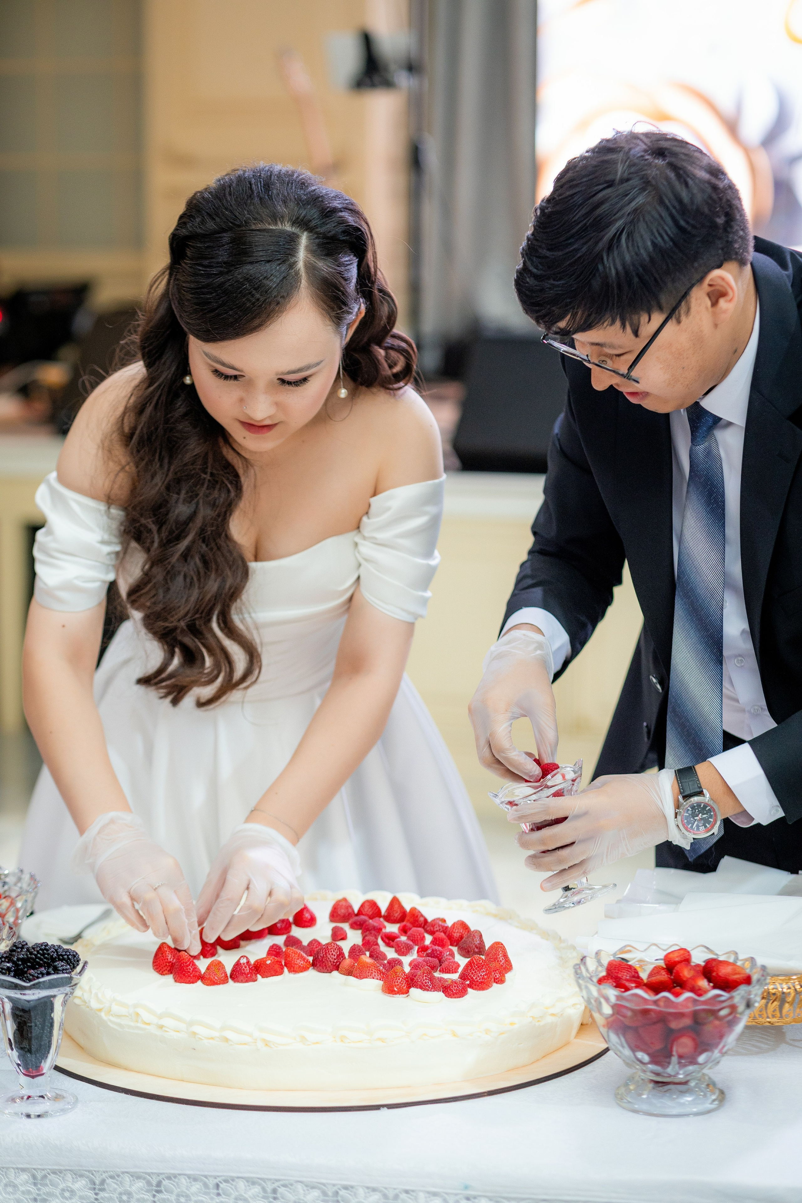 Свадебный фотограф в Караганде Алексей Баранов. Свадебный фотограф Алексей Баранов. Фотограф Алексей Баранов. Фотостудия Flash. Семейные фотосессии в Караганде. Индивидуальные фотосессии, детские фотосессии, парные фотосессии в Караганде. Интерьерная фотосессия в Караганде. Семейный фотограф Алексей Баранов. Детский фотограф Алексей Баранов. Художественный фотограф Алексей Баранов. Свадебный фотограф Алексей Баранов. Черно-Белая съемка в Караганде. Самые лучшие семейный и детские фотосессии в Караганде. Прогулочные фотосессии. Street photo. уличная фотосессия в Караганде. Репортажная съемка в Караганде. фотосессия Свадебной прогулки в Караганде. Фотосессия свадьбы в Караганде. Репортажный фотограф Алексей Баранов.