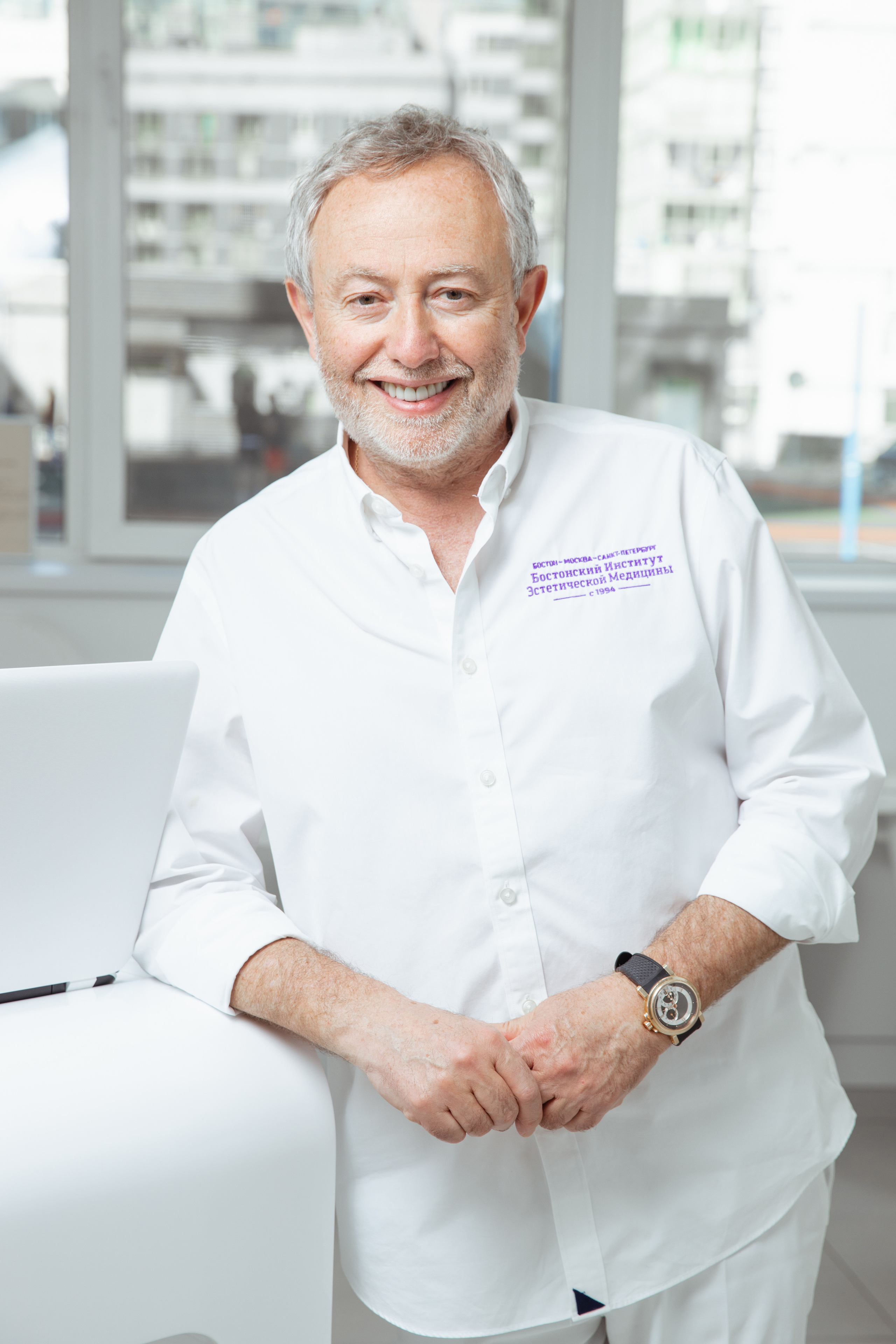 Деловой портрет стоматолог