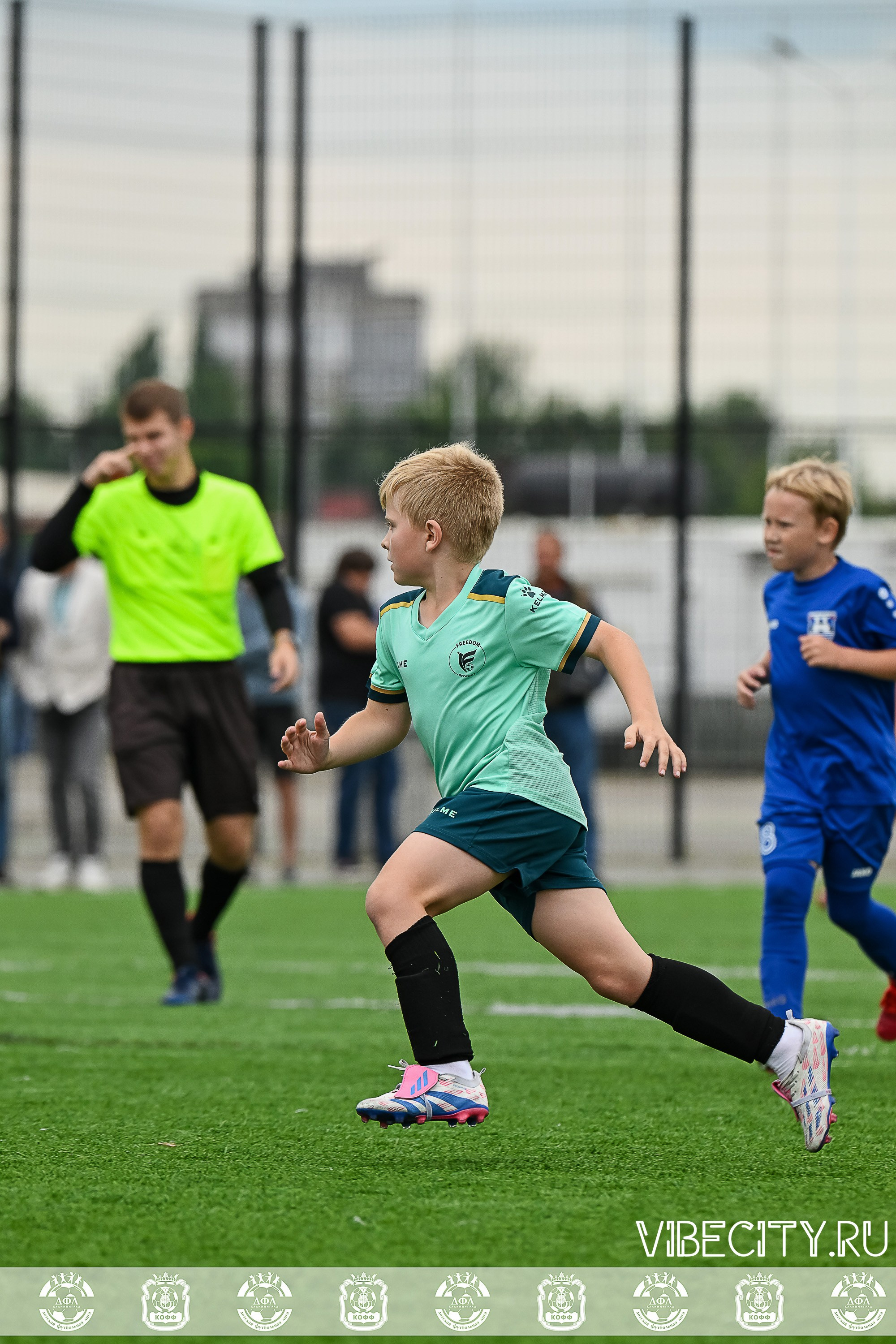 Калининградская Детская Футбольная Лига. VIBECITY.RU Вайб Сити Ру Фоторепортажи Фотоотчеты Калининград