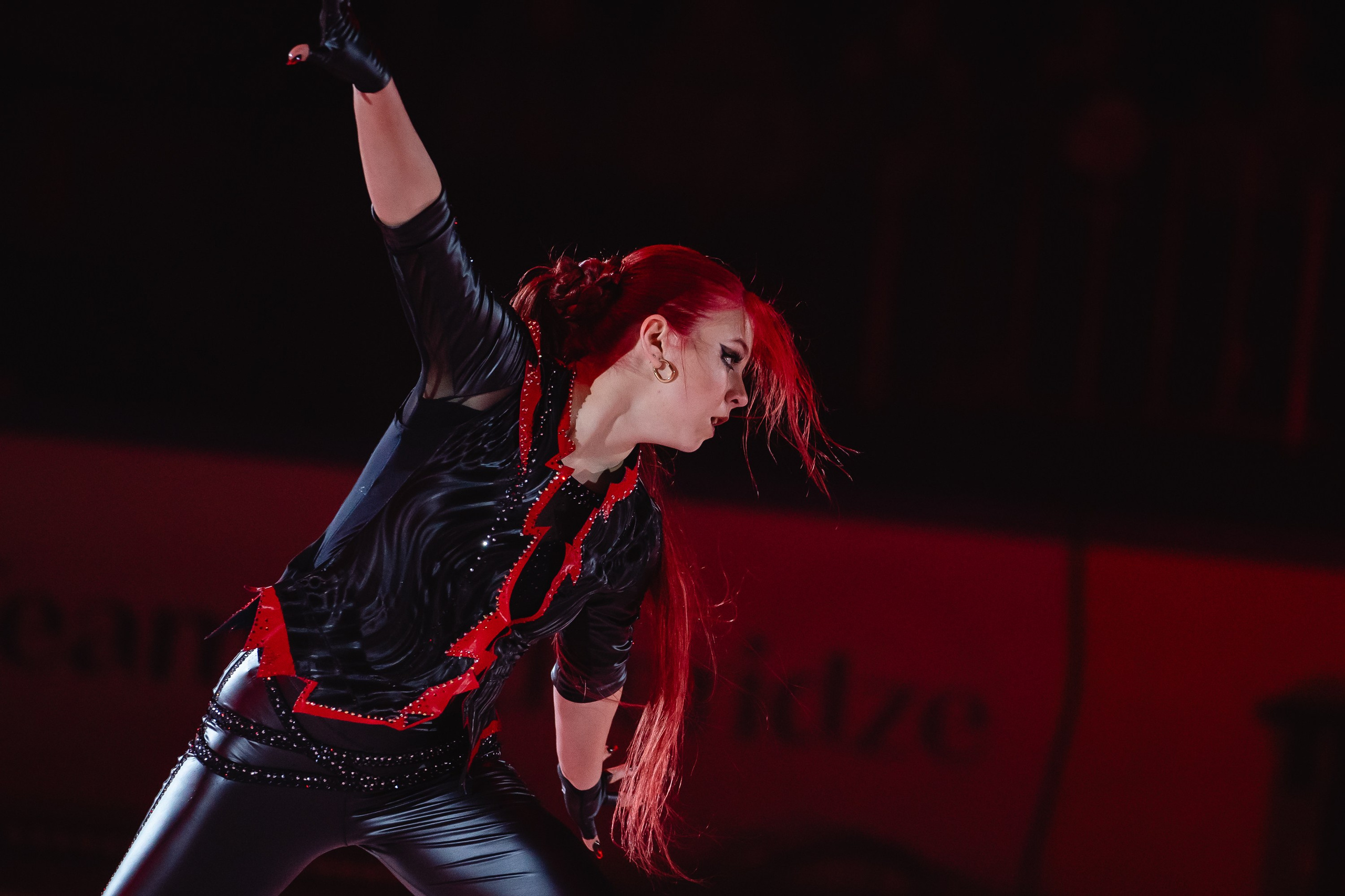 Шоу «Чемпионы на льду» в Новосибирске. Воробьева Ксения — Спортивный и танцевальный фотограф Новосибирск