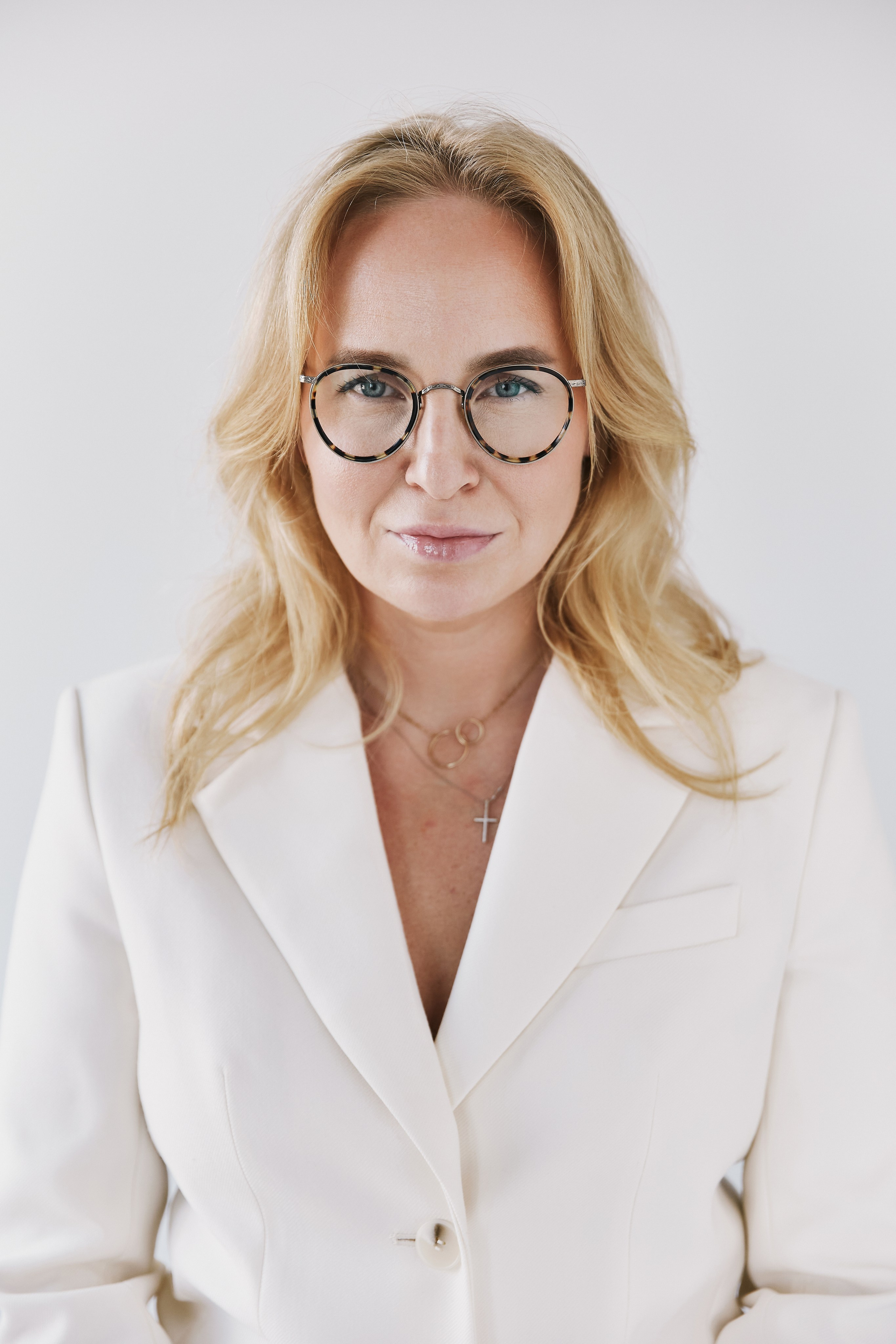 Корпоративная фотосессия команды: зачем она нужна. Бизнес-фотограф в Москве — Виталий Агабабян | Деловые портреты и корпоративная съёмка