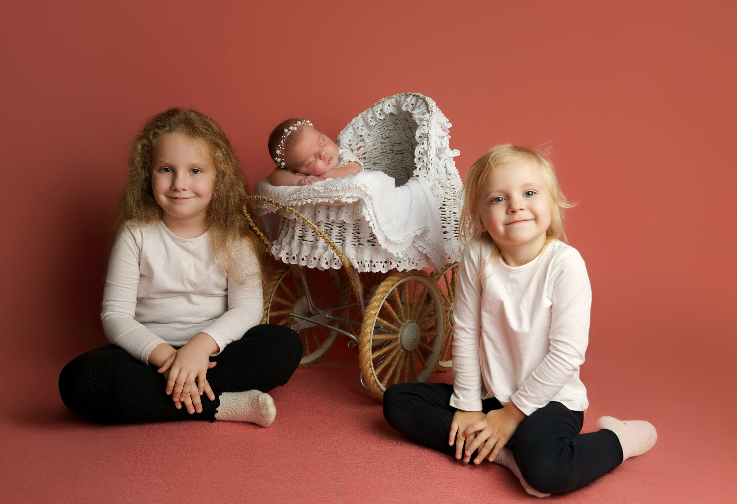 Фотосессия новорожденного (newborn). Фотограф новорожденных, детей до года и беременных в Симферополе