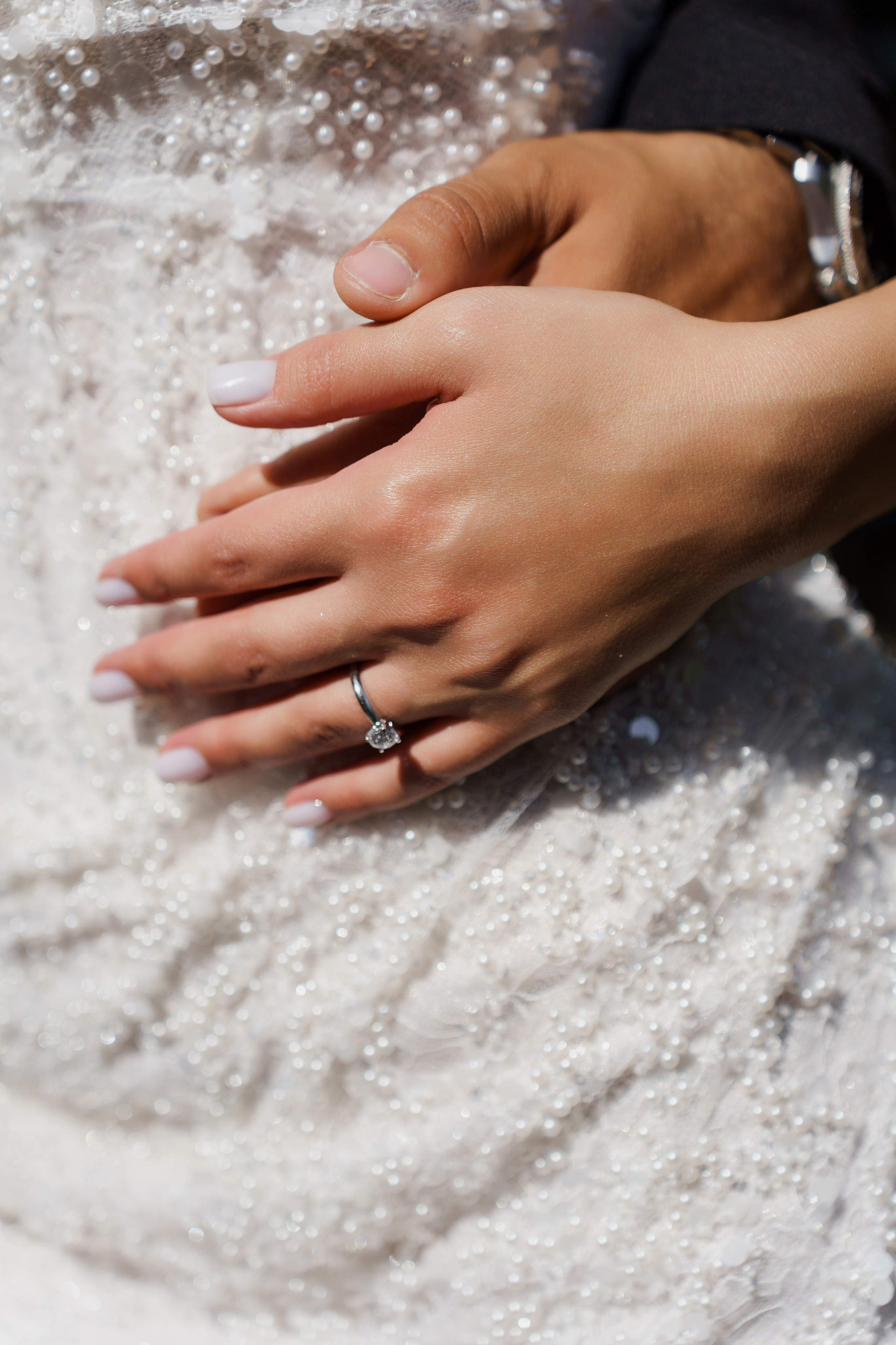 Сватовство в Краснодаре от лучших свадебных фотографов и операторов ТВИНС СТУДИО. ТВИНС СТУДИО — лучшие свадебные фотографы и видеографы в Краснодаре