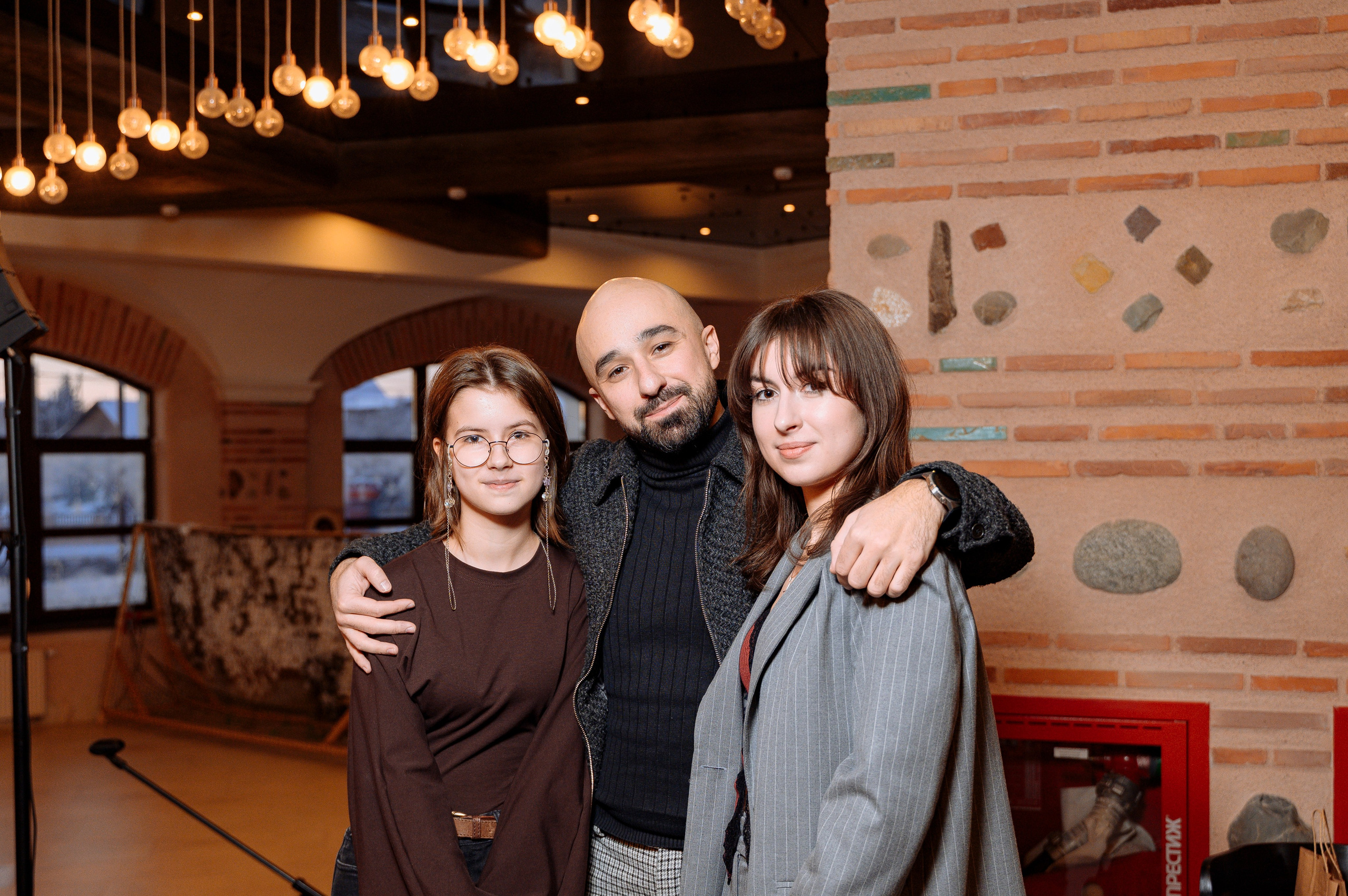 ФАН встреча участников проекта FACTOR.BY: Ибрагима Карасова и Шамхала Хачатуряна. Фотограф Беларусь — Ольга Шаповалова (Жардецкая)