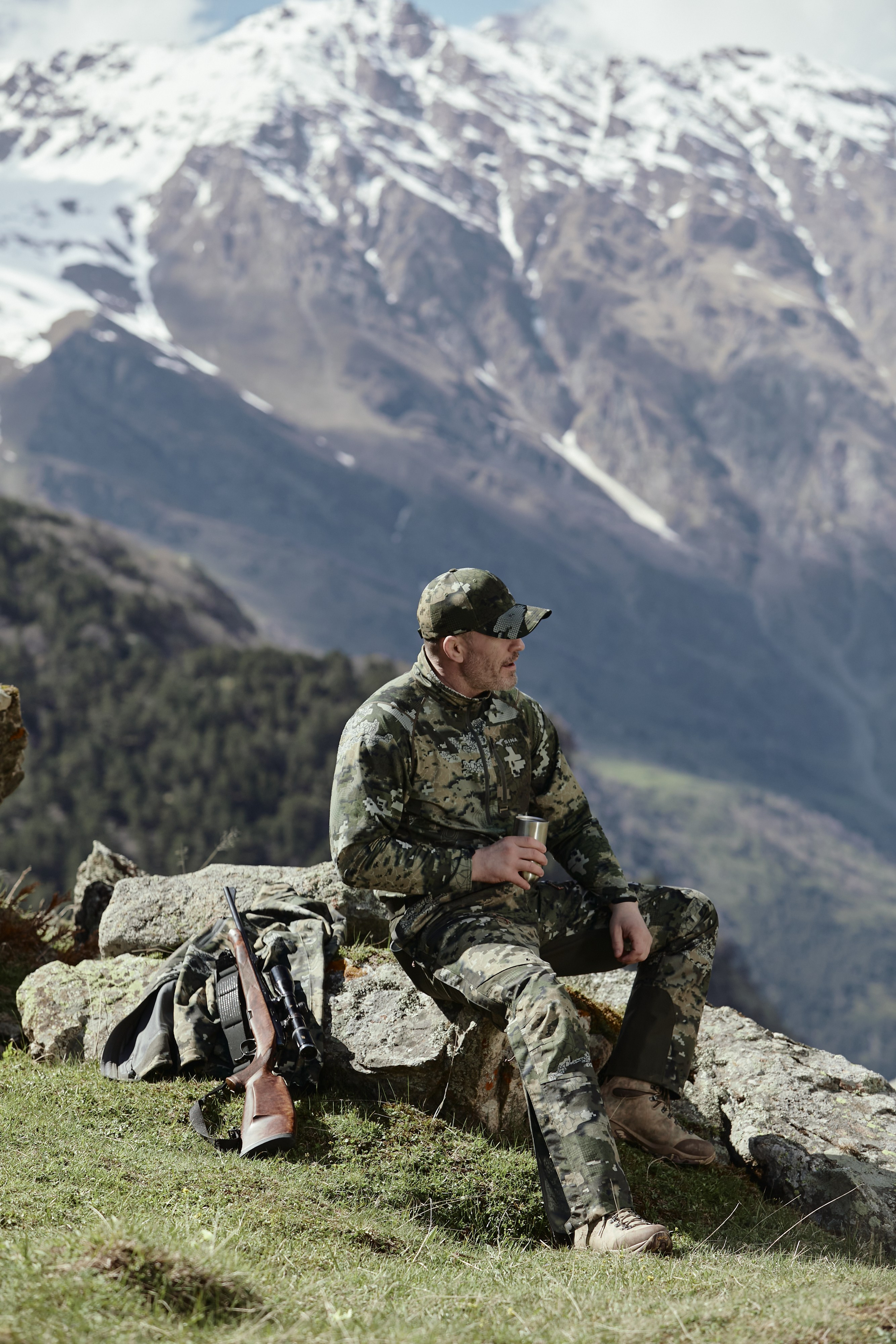 Съемка для бренда охотничьей одежды под ключ. Фотограф Продюсер в горах КБР / Москва Нальчик Горы