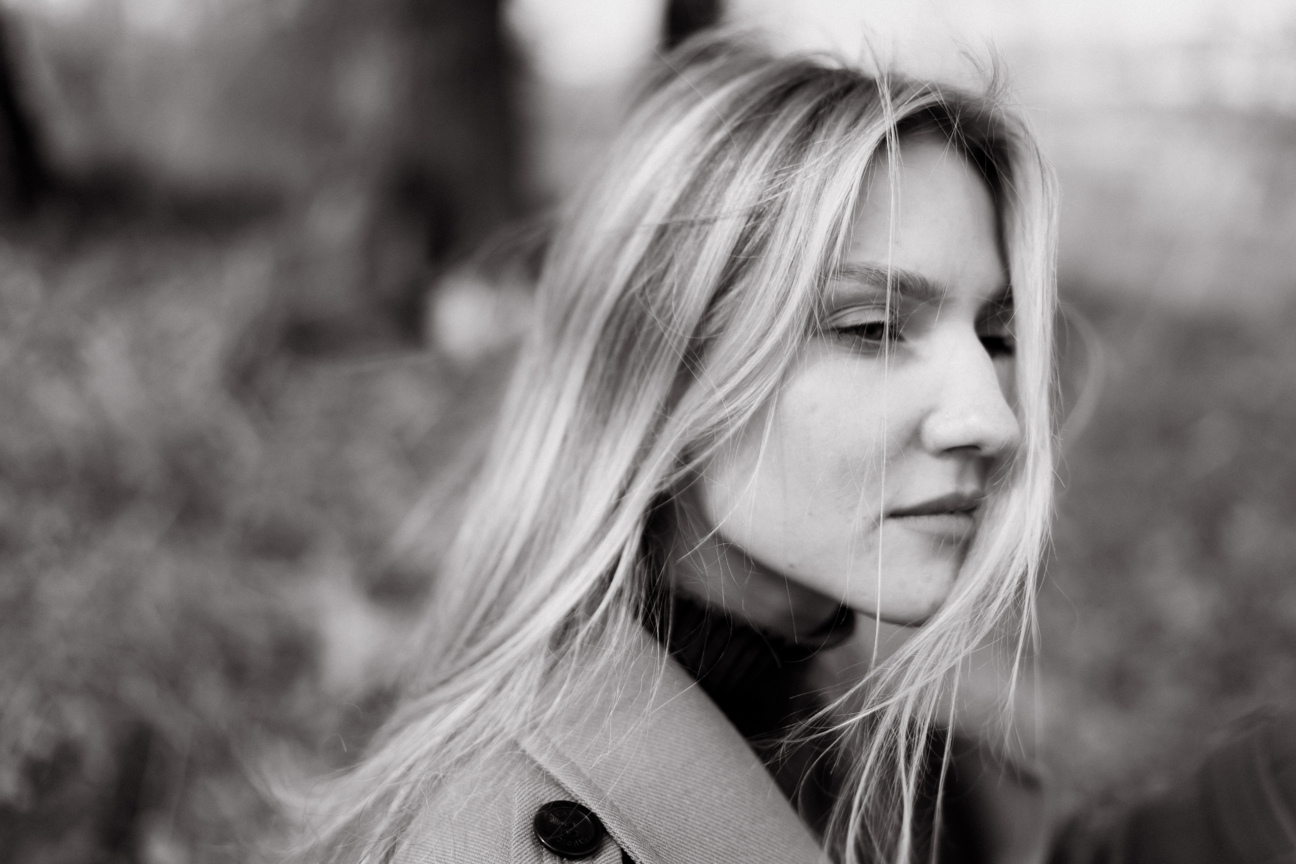 Катя в поле. Чувственный фотограф в Санкт-Петербурге Пятнова Ксения