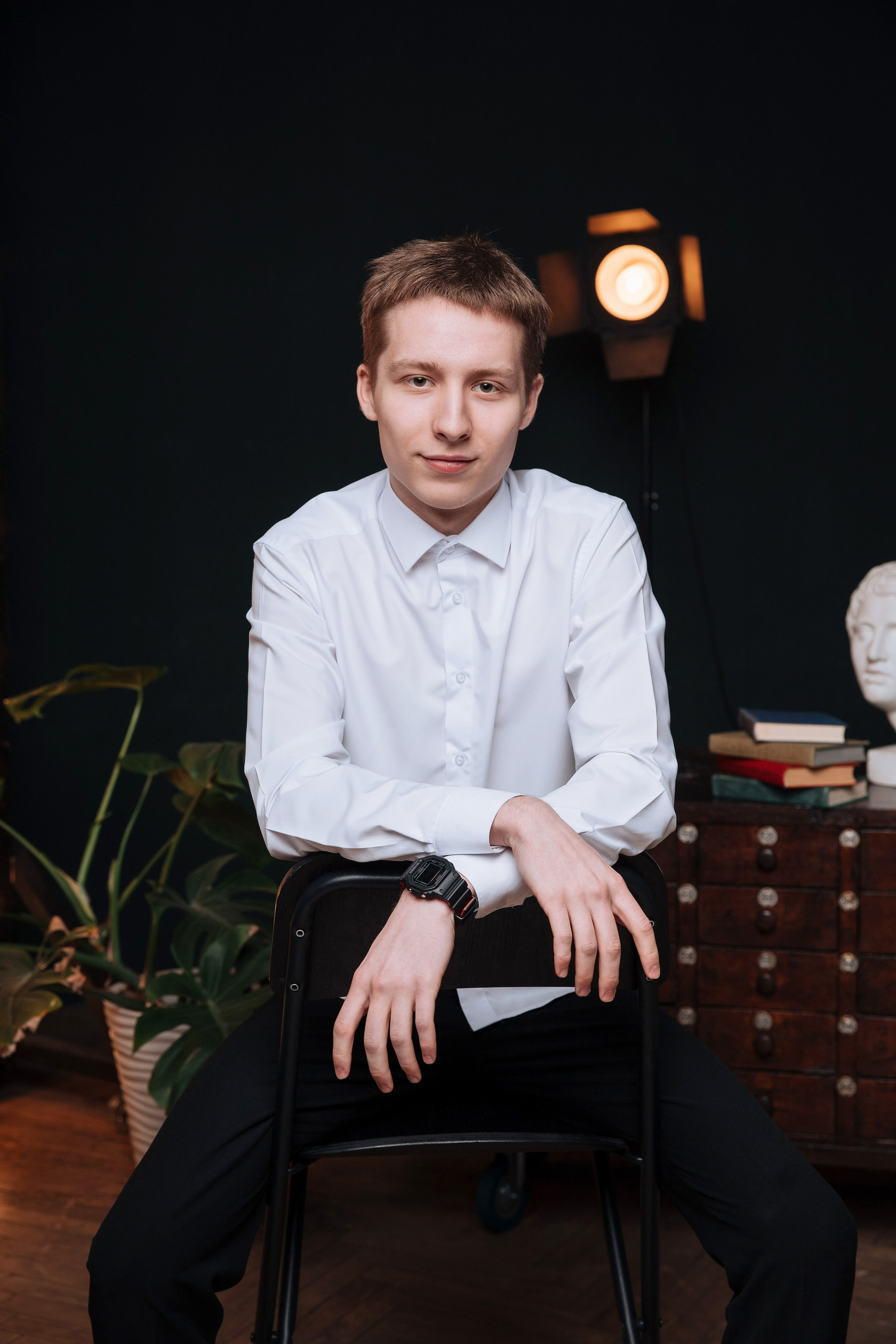 Старшая школа. Выпускные школьные фотоальбомы для школ и детских садов в Волгограде и Волжском