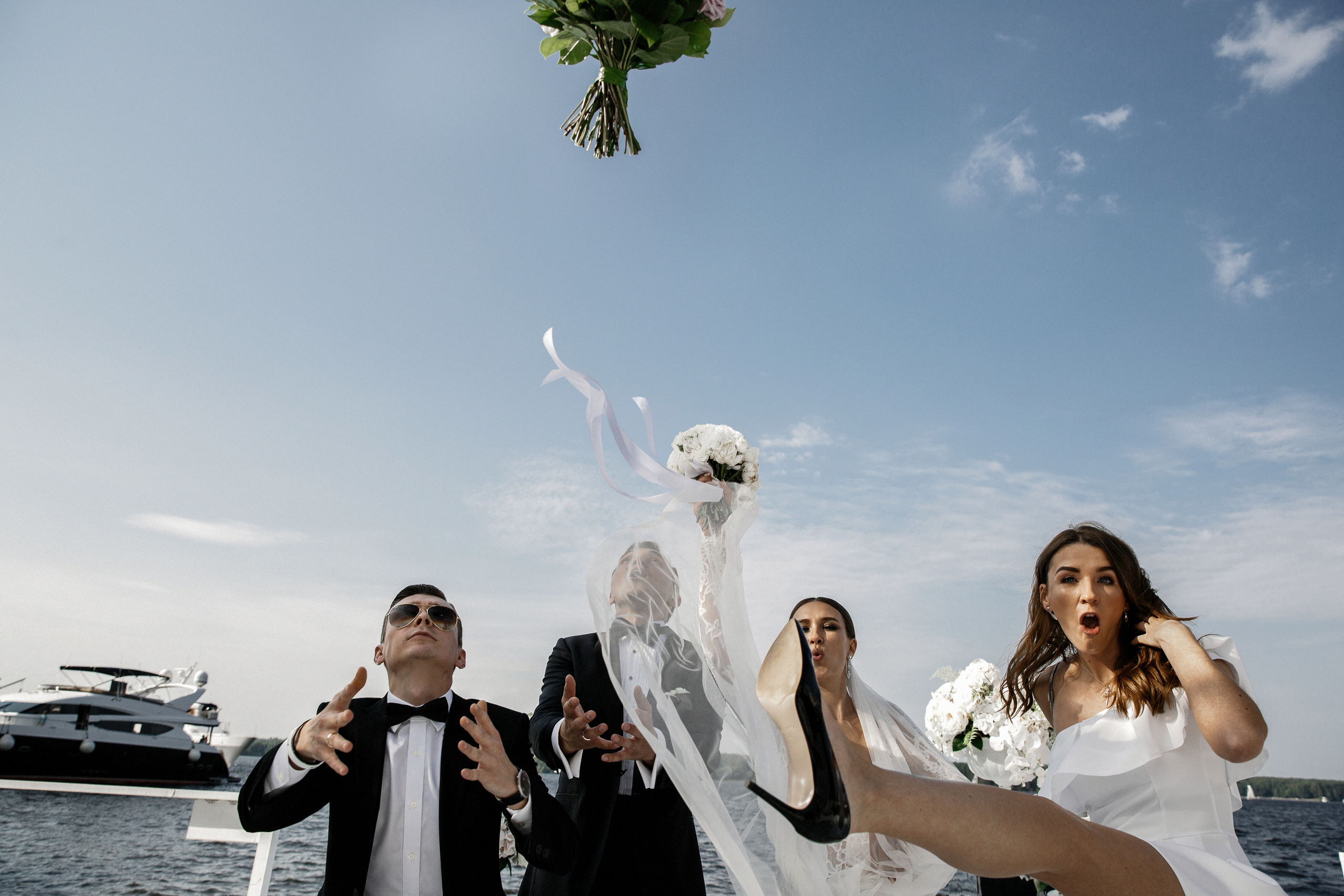 Белая свадьба в яхт-клубе. Свадебный фотограф в Москве Денис и Анастасия Исаевы