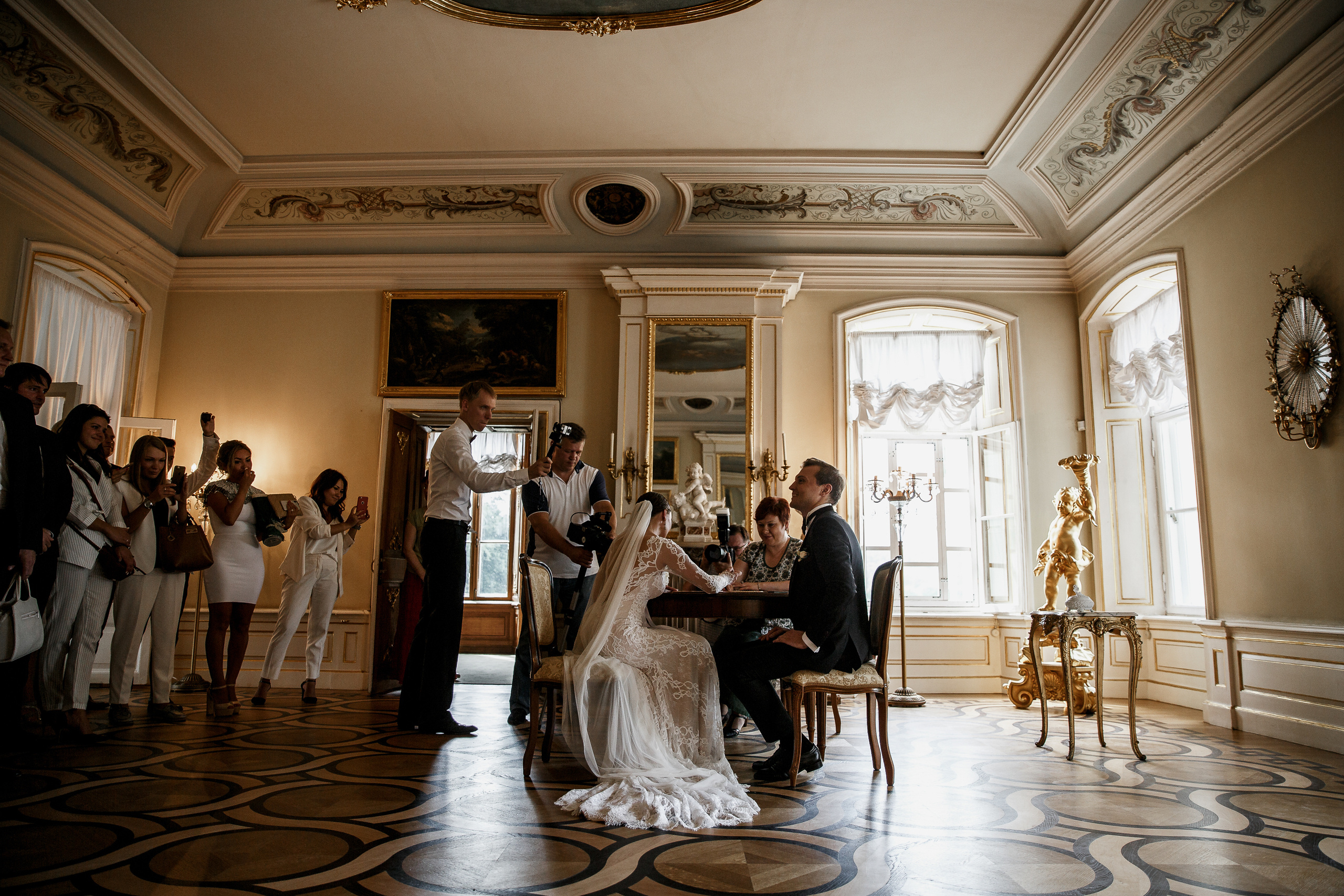 Белая свадьба в яхт-клубе. Свадебный фотограф в Москве Денис и Анастасия Исаевы